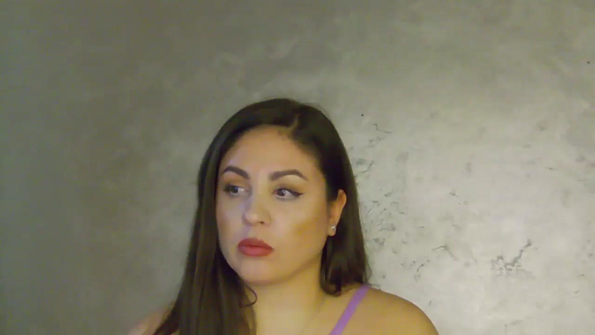 Gallery image thumbnail from NotVanilla's myfreecams stream on, 04/16/2025, 02:13 image 9 of 20