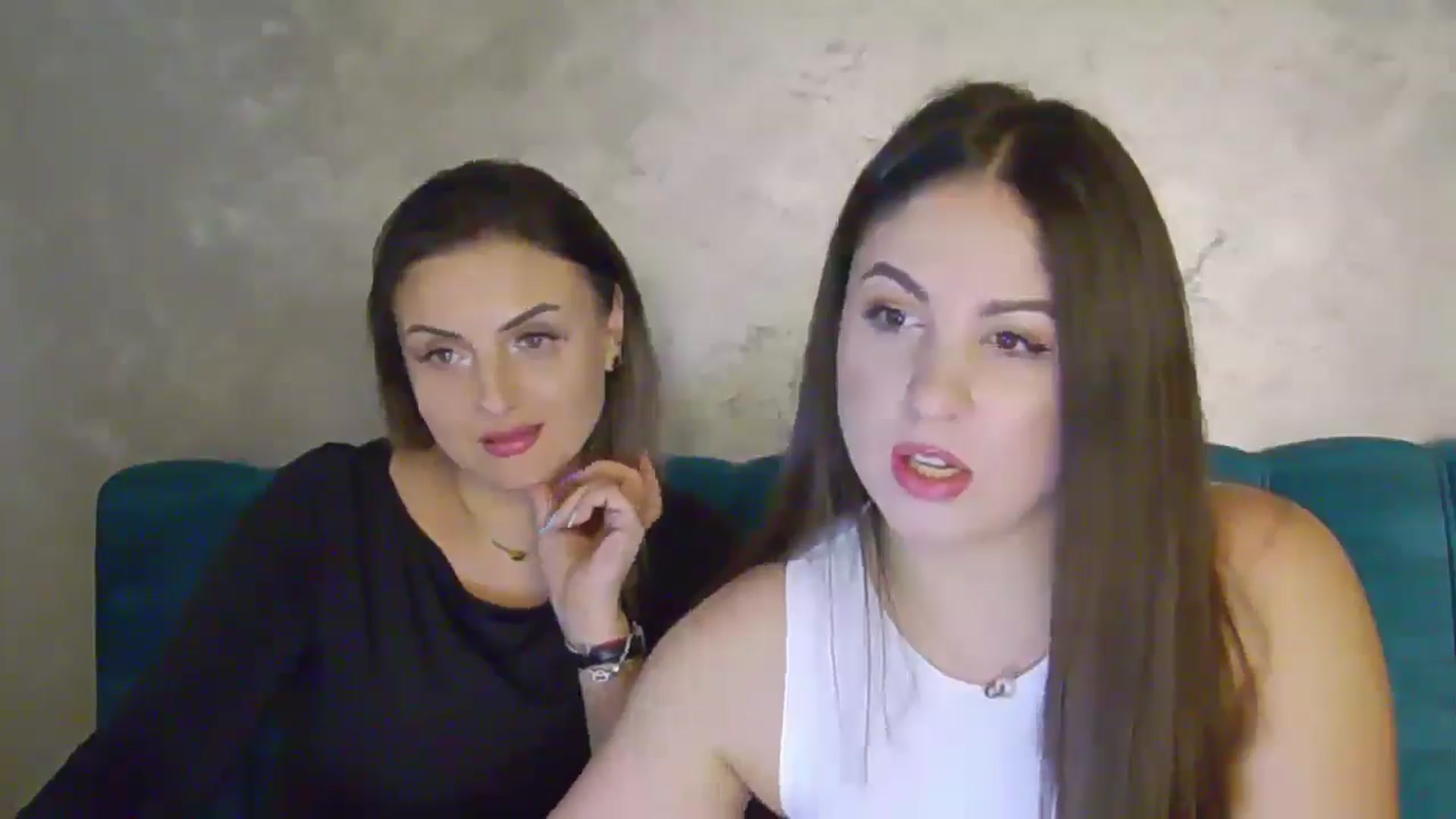 Gallery image thumbnail from NotVanilla's myfreecams stream on, 04/16/2025, 22:31 image 6 of 20