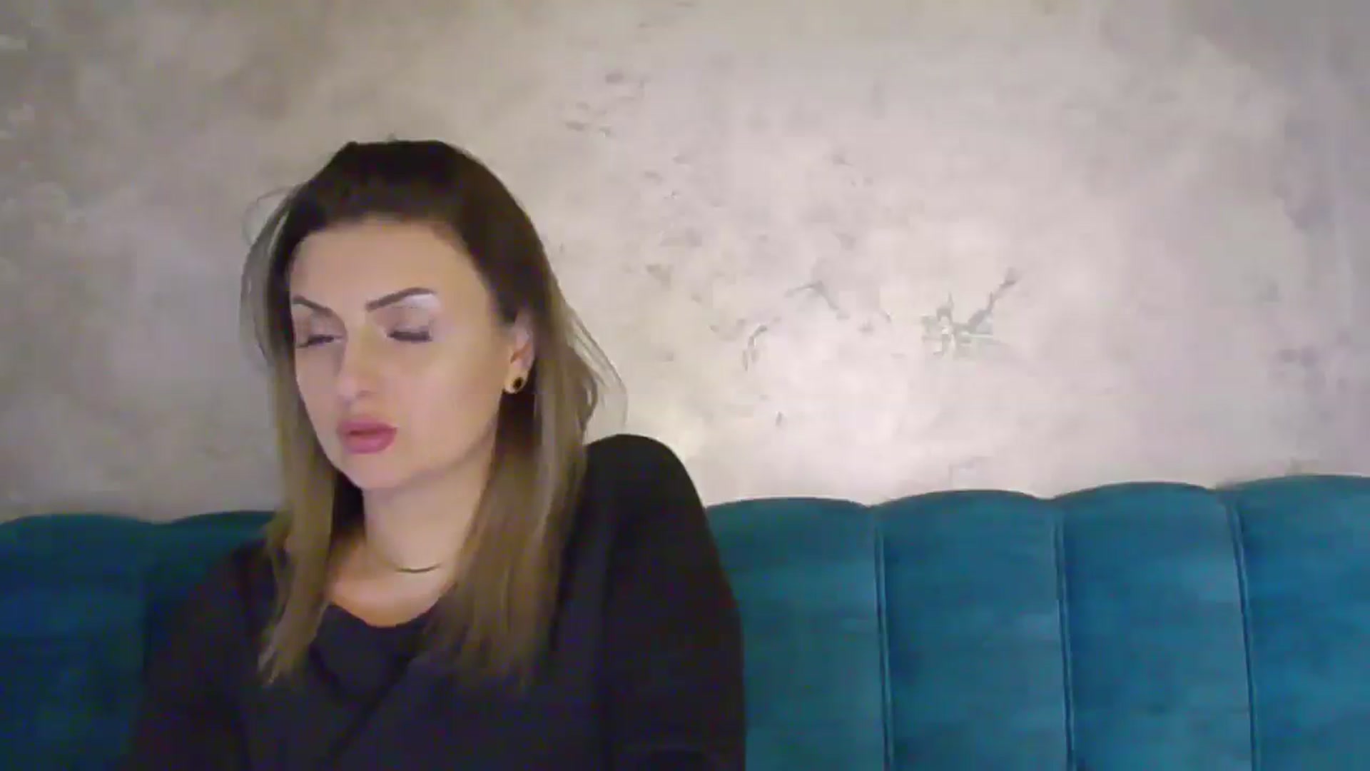 Gallery image thumbnail from NotVanilla's myfreecams stream on, 04/17/2025, 24:18 image 16 of 20