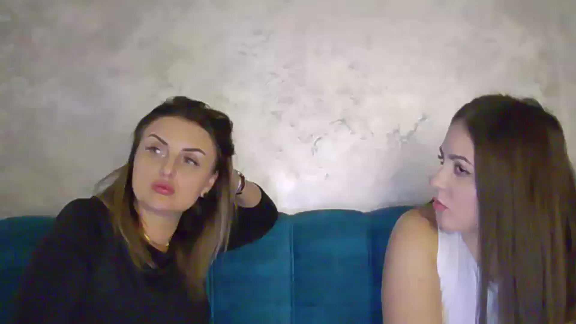 Gallery image thumbnail from NotVanilla's myfreecams stream on, 04/17/2025, 24:18 image 1 of 20