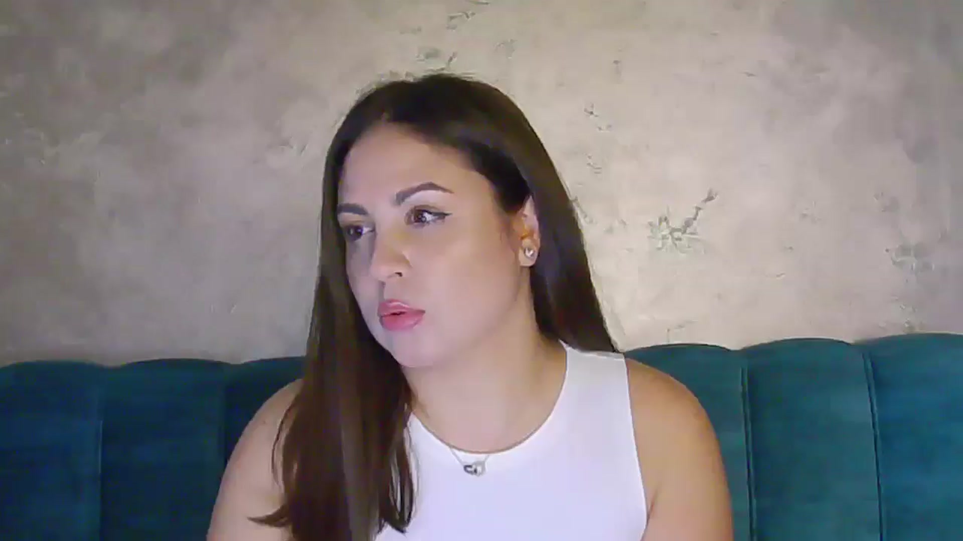 Gallery image thumbnail from NotVanilla's myfreecams stream on, 04/17/2025, 24:18 image 19 of 20