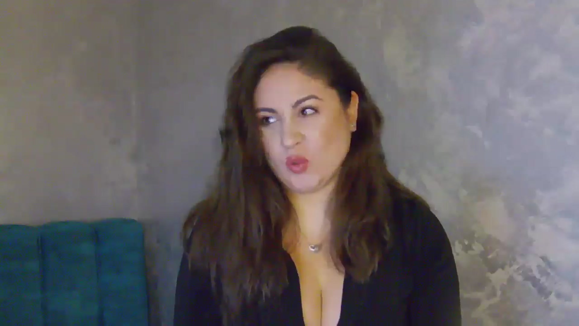 Gallery image thumbnail from NotVanilla's myfreecams stream on, 04/20/2025, 23:57 image 4 of 20