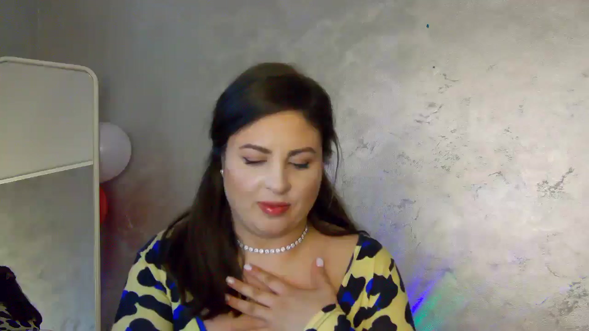 Gallery image thumbnail from NotVanilla's myfreecams stream on, 05/10/2025, 10:02 image 1 of 20