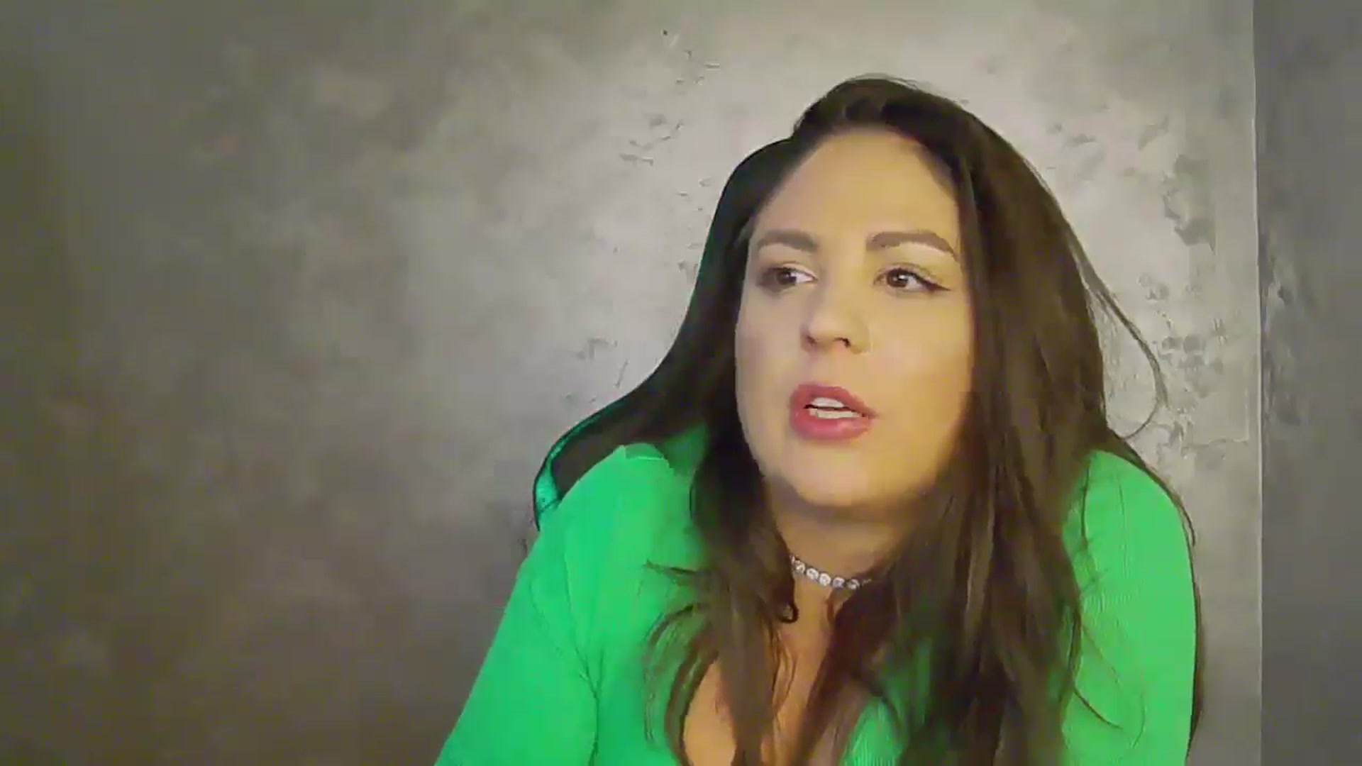 Gallery image thumbnail from NotVanilla's myfreecams stream on, 05/20/2025, 24:00 image 3 of 20