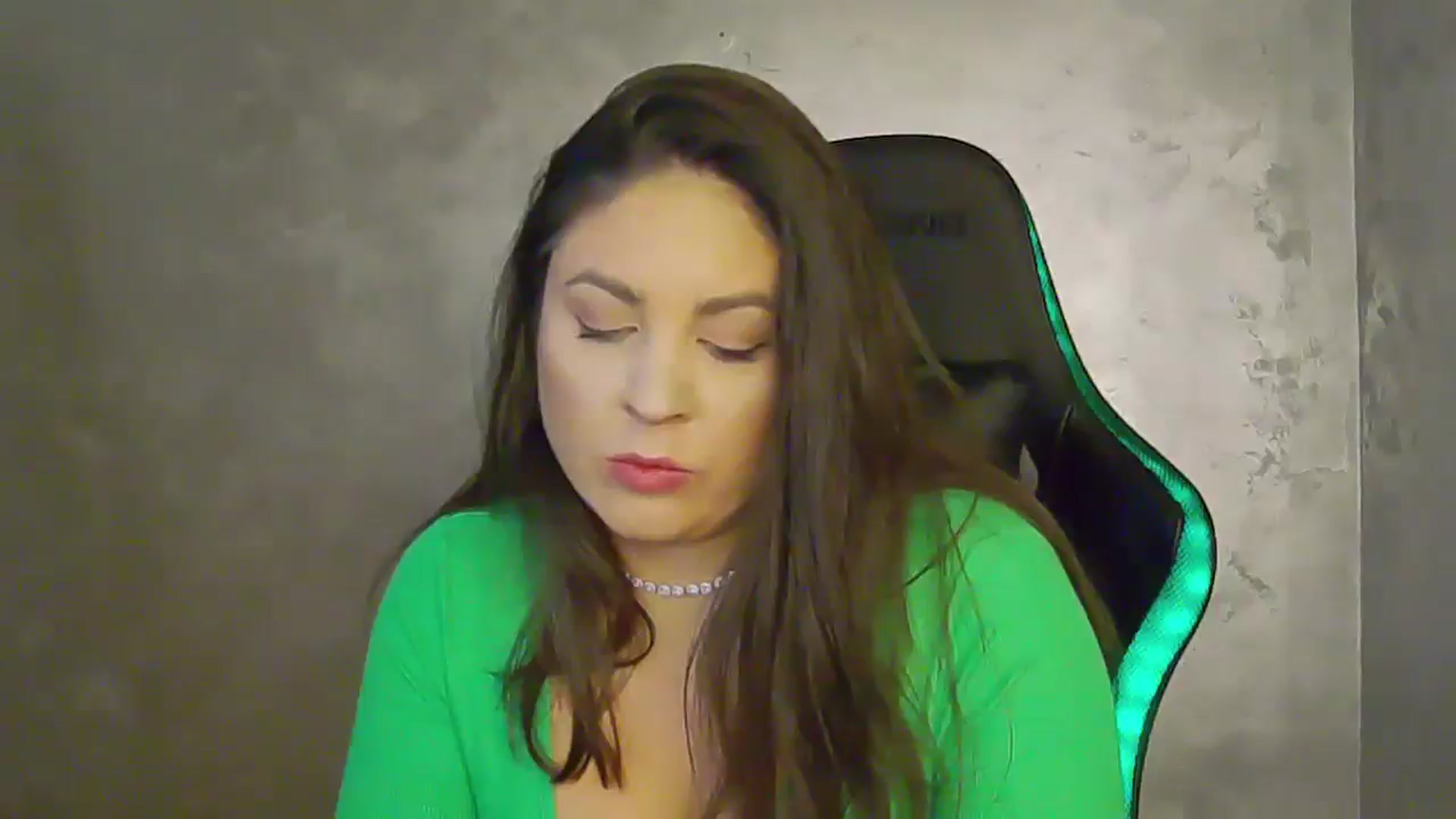 Gallery image thumbnail from NotVanilla's myfreecams stream on, 05/20/2025, 24:00 image 10 of 20