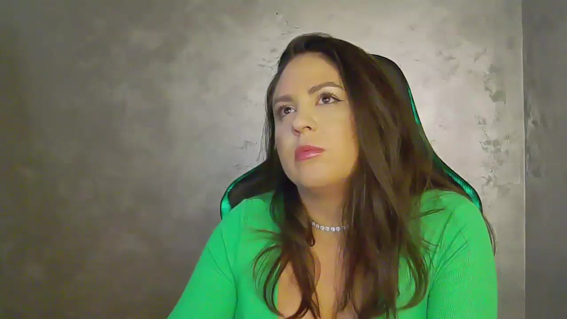 Gallery image thumbnail from NotVanilla's myfreecams stream on, 05/20/2025, 24:00 image 1 of 20
