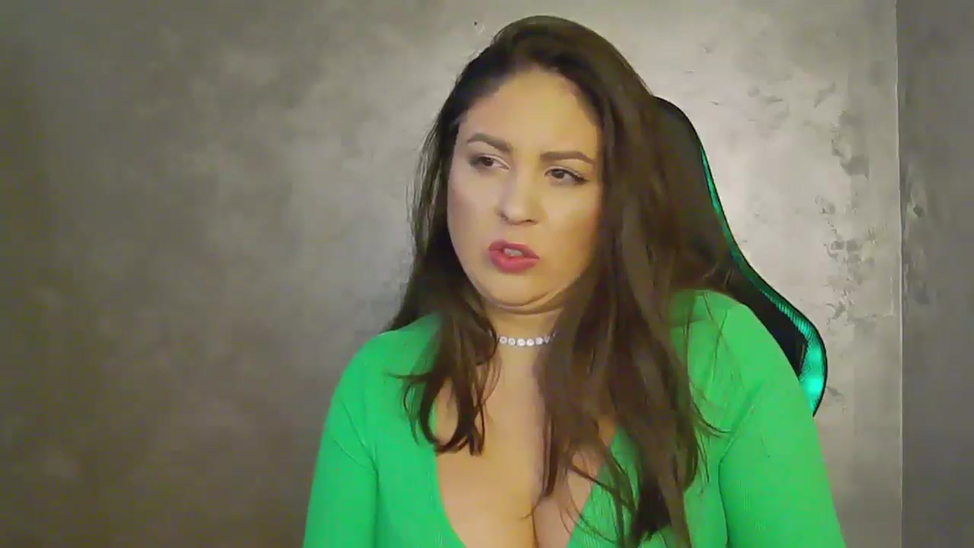 Gallery image thumbnail from NotVanilla's myfreecams stream on, 05/20/2025, 24:00 image 4 of 20
