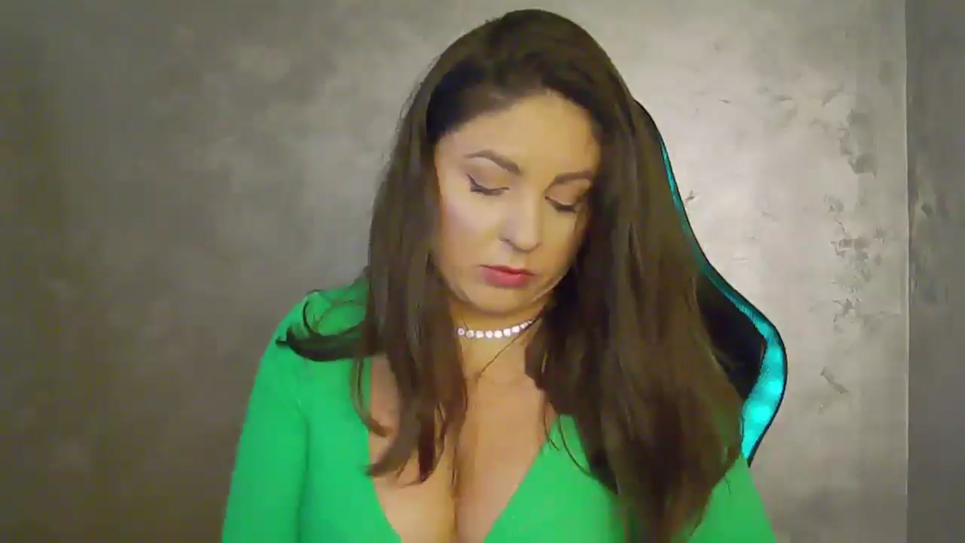 Gallery image thumbnail from NotVanilla's myfreecams stream on, 05/20/2025, 01:00 image 7 of 20
