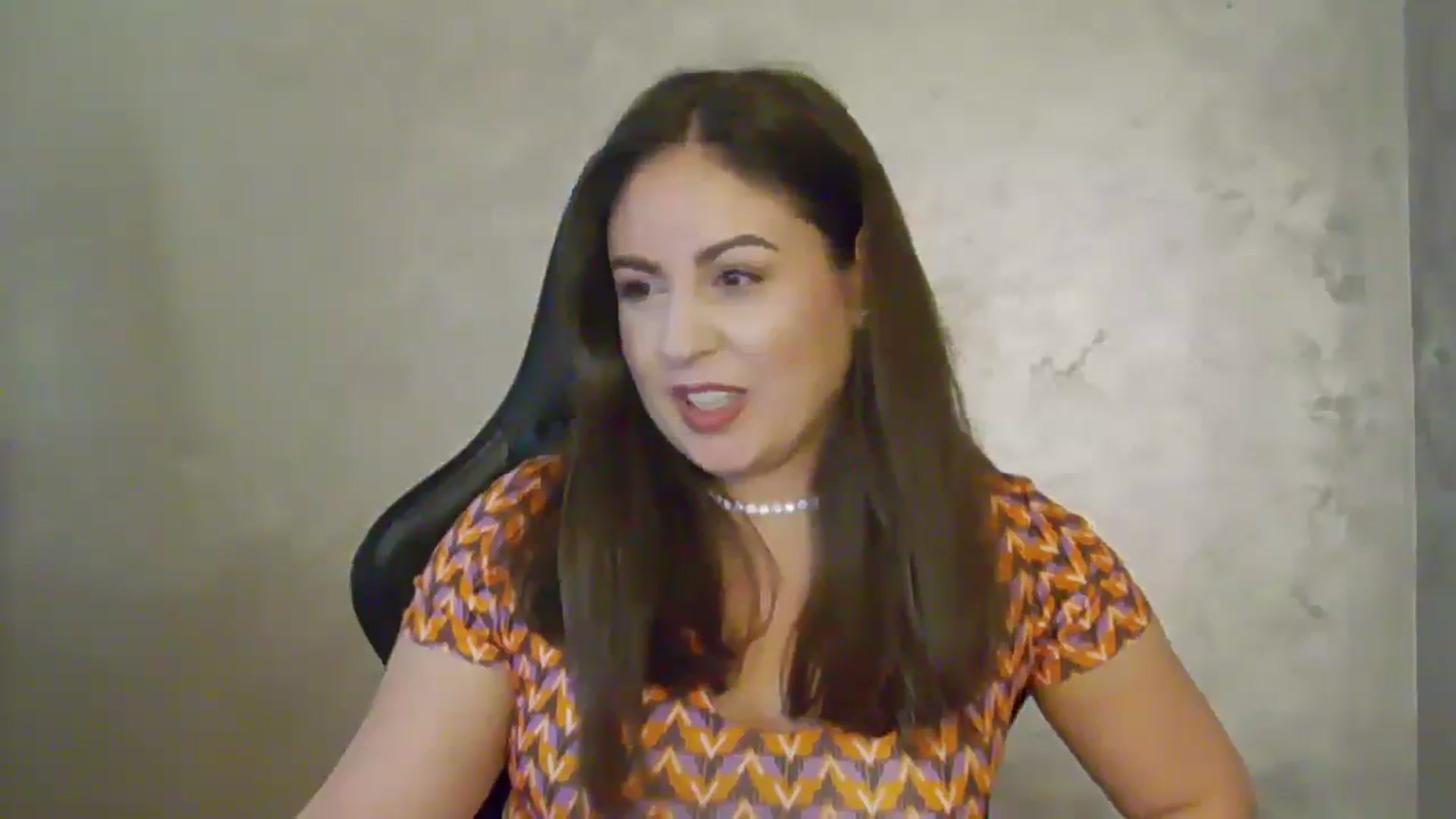 Gallery image thumbnail from NotVanilla's myfreecams stream on, 06/02/2025, 24:25 image 2 of 20