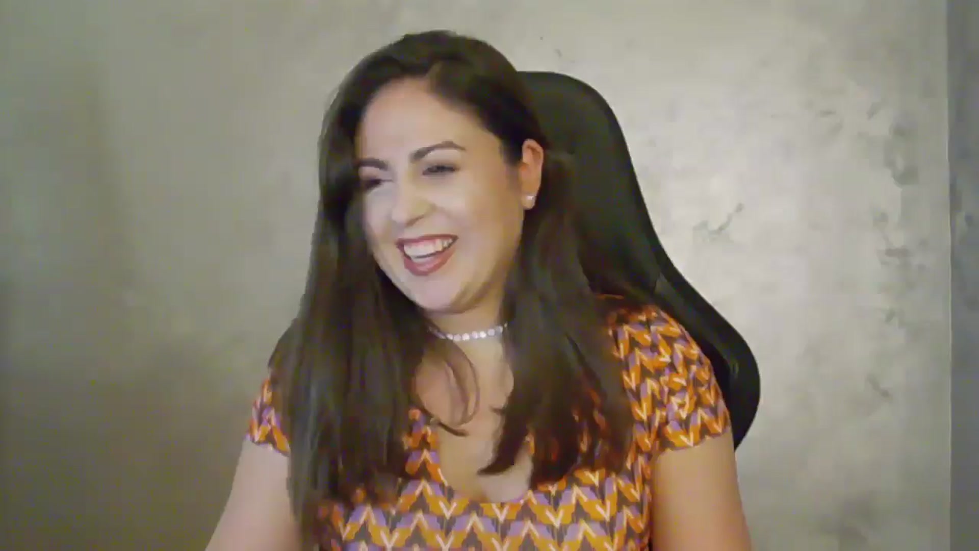 Gallery image thumbnail from NotVanilla's myfreecams stream on, 06/02/2025, 24:25 image 5 of 20