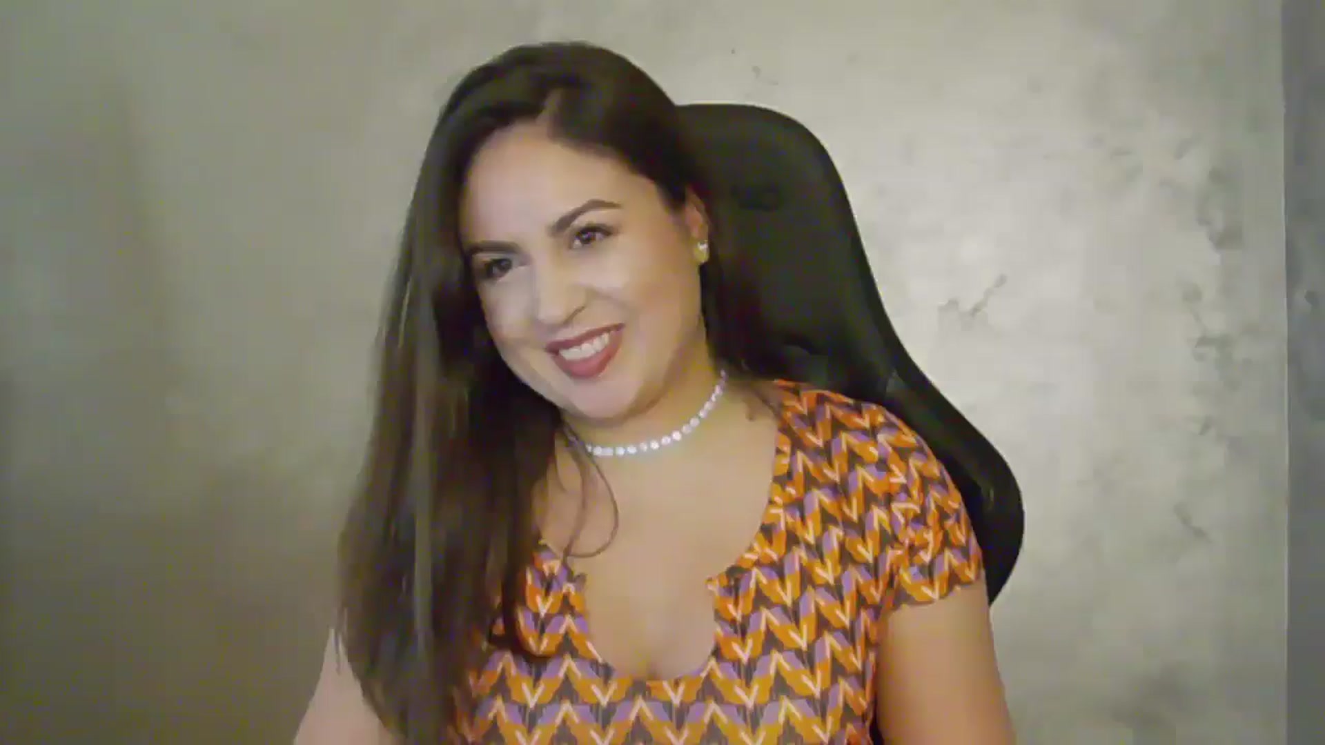 Gallery image thumbnail from NotVanilla's myfreecams stream on, 06/02/2025, 24:25 image 6 of 20