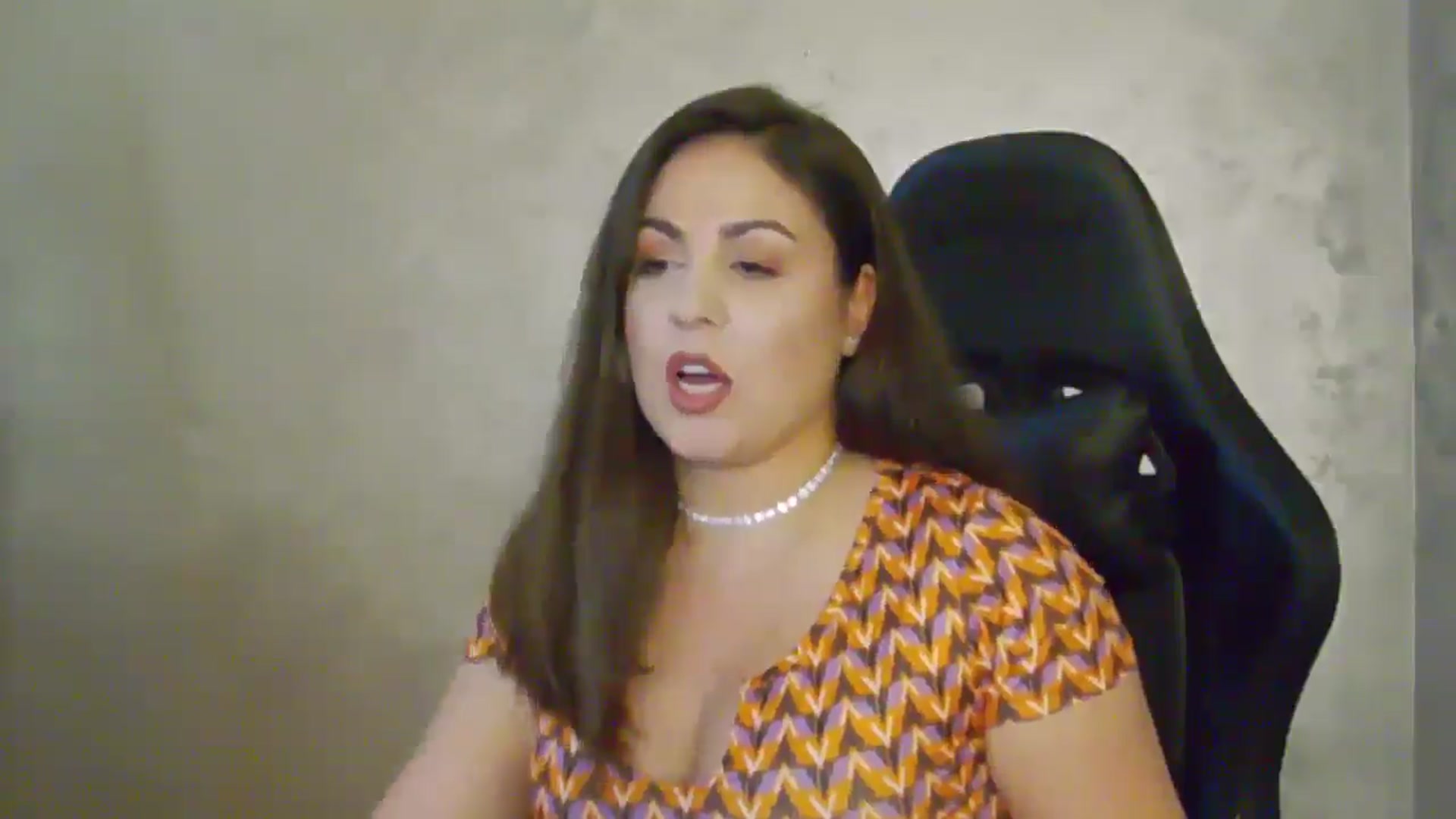 Gallery image thumbnail from NotVanilla's myfreecams stream on, 06/02/2025, 24:25 image 7 of 20