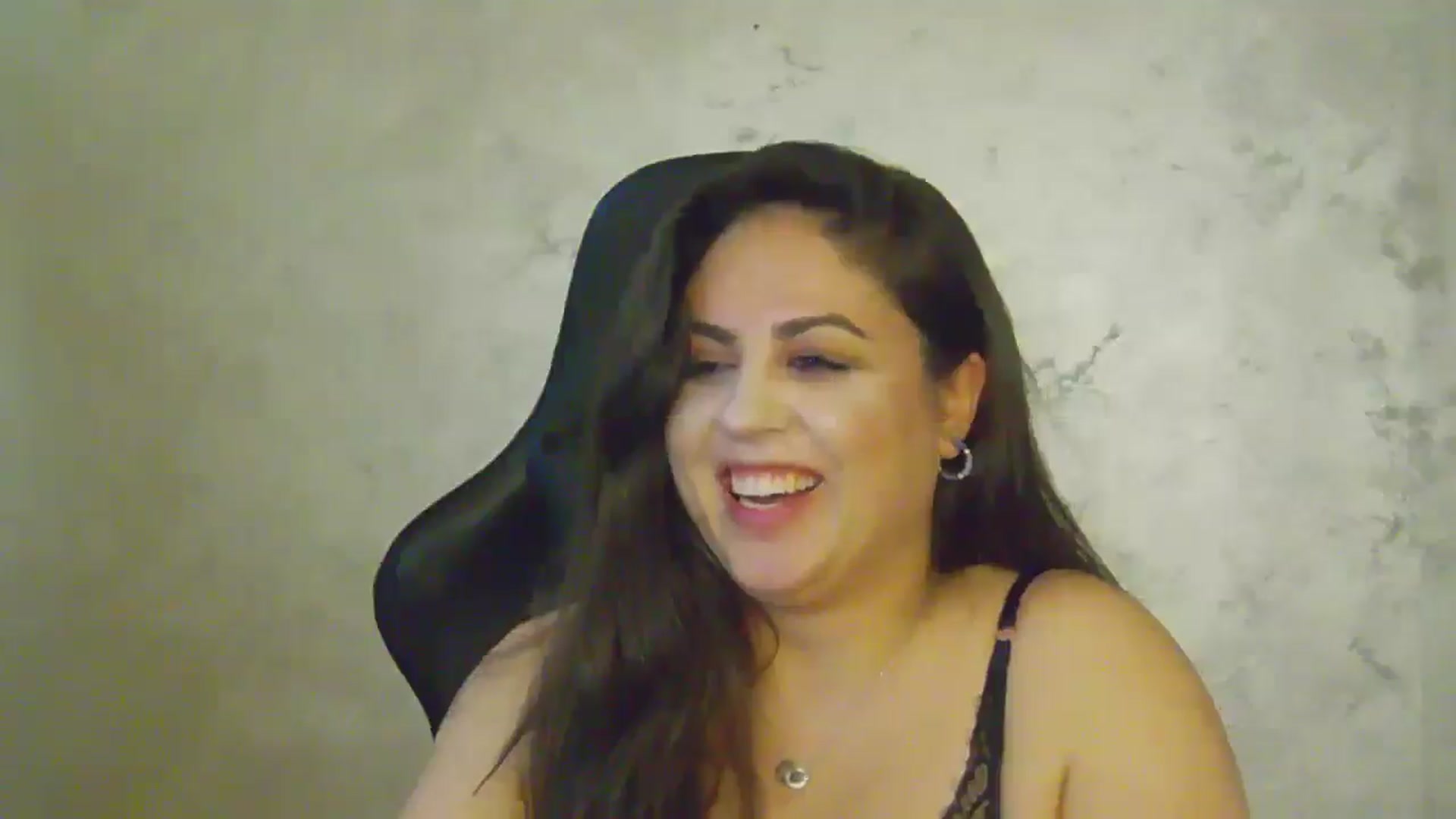 Gallery image thumbnail from NotVanilla's myfreecams stream on, 06/07/2025, 01:20 image 13 of 20