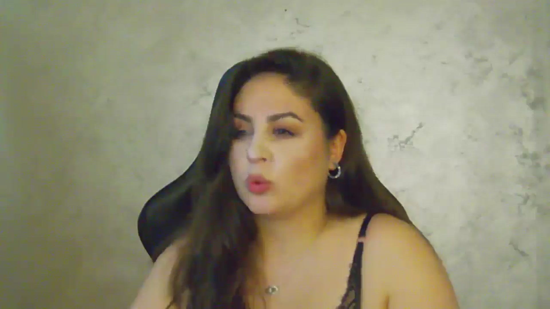 Gallery image thumbnail from NotVanilla's myfreecams stream on, 06/07/2025, 01:20 image 12 of 20