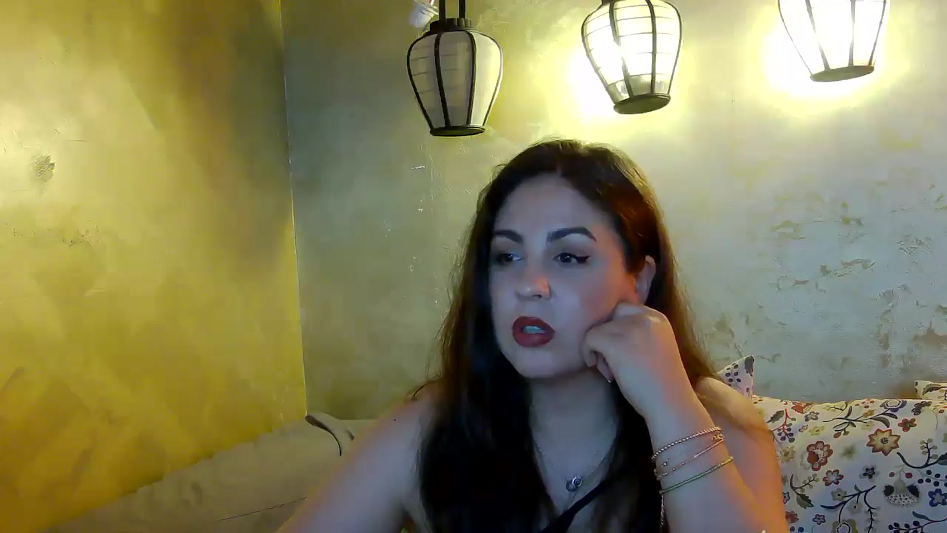 Gallery image thumbnail from NotVanilla's myfreecams stream on, 06/08/2025, 23:36 image 18 of 20