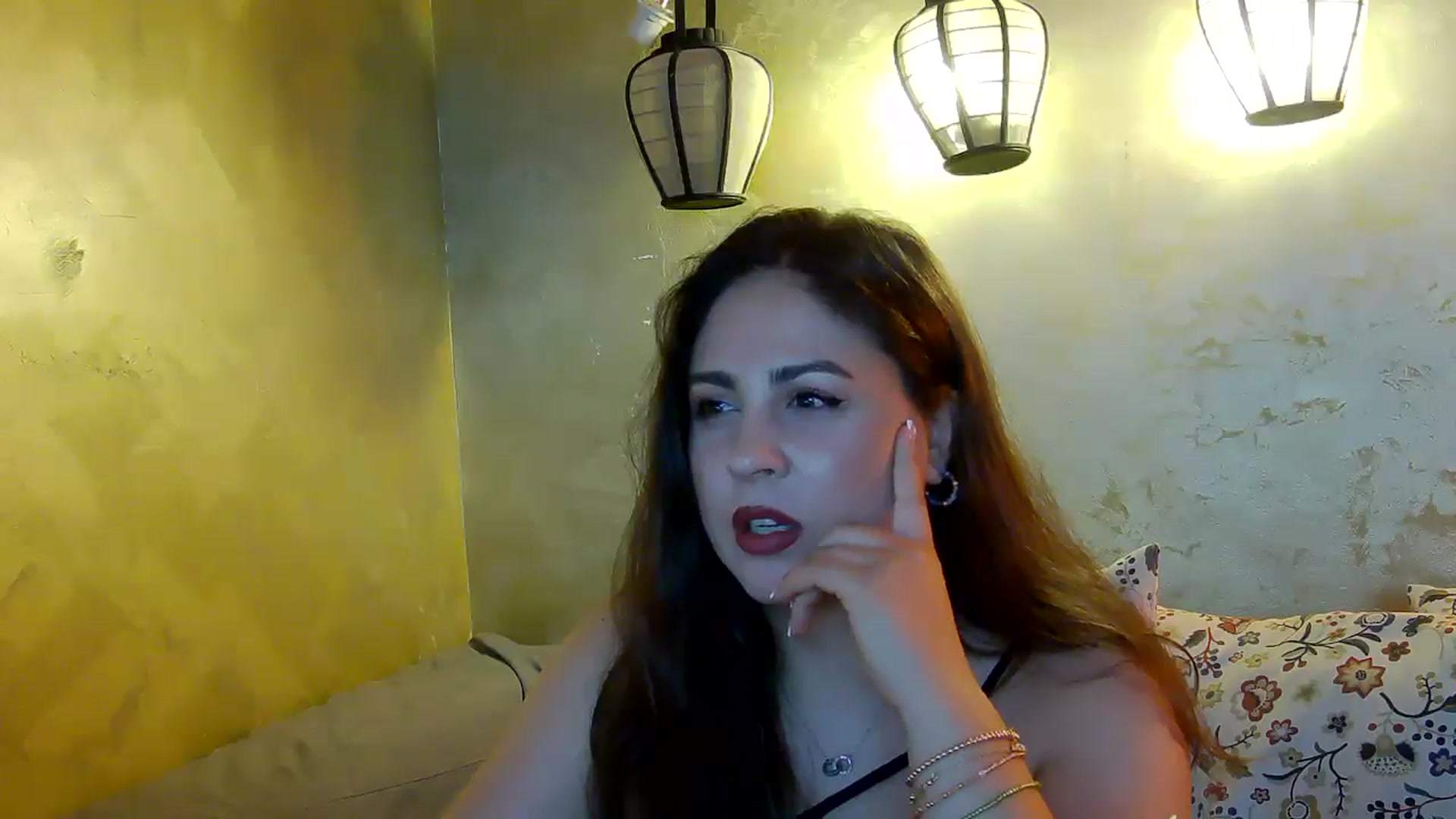 Gallery image thumbnail from NotVanilla's myfreecams stream on, 06/08/2025, 23:36 image 15 of 20