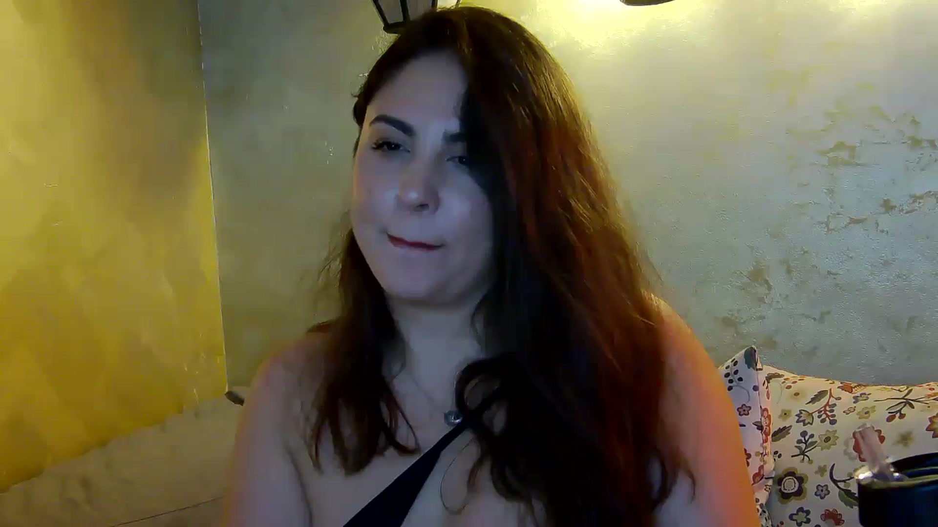 Gallery image thumbnail from NotVanilla's myfreecams stream on, 06/09/2025, 01:45 image 9 of 20