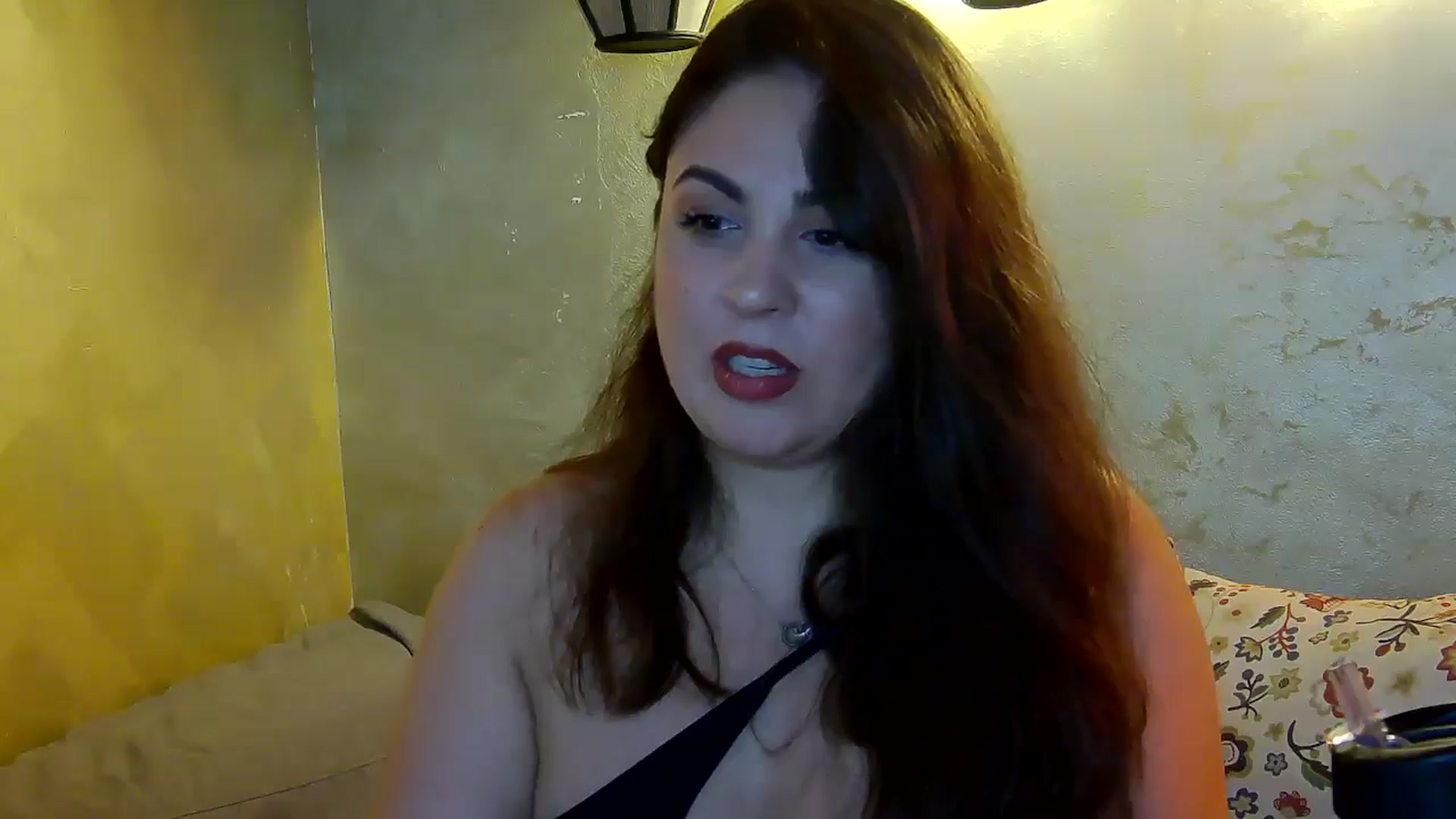 Gallery image thumbnail from NotVanilla's myfreecams stream on, 06/09/2025, 01:45 image 8 of 20