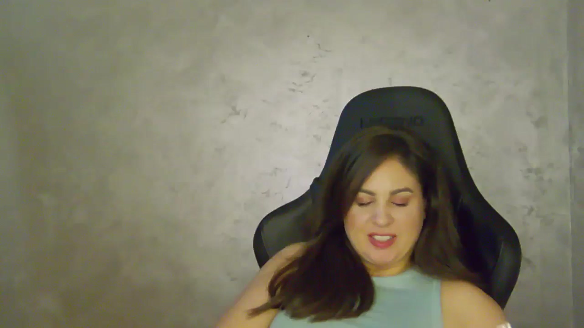 Gallery image thumbnail from NotVanilla's myfreecams stream on, 06/11/2025, 02:41 image 10 of 20