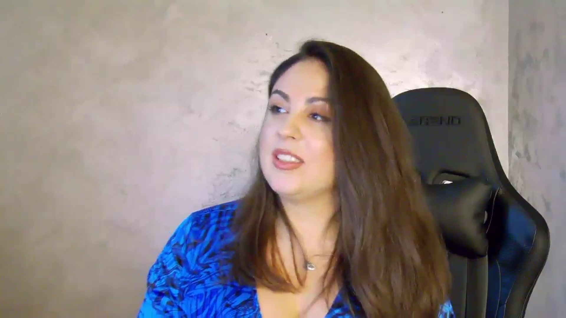 Gallery image thumbnail from NotVanilla's myfreecams stream on, 06/16/2025, 24:46 image 2 of 20