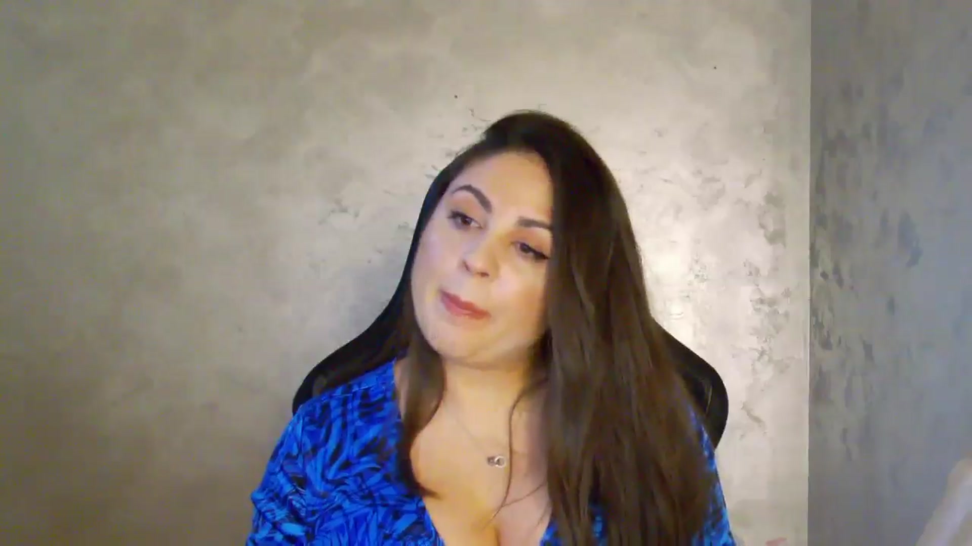 Gallery image thumbnail from NotVanilla's myfreecams stream on, 06/16/2025, 01:51 image 4 of 20