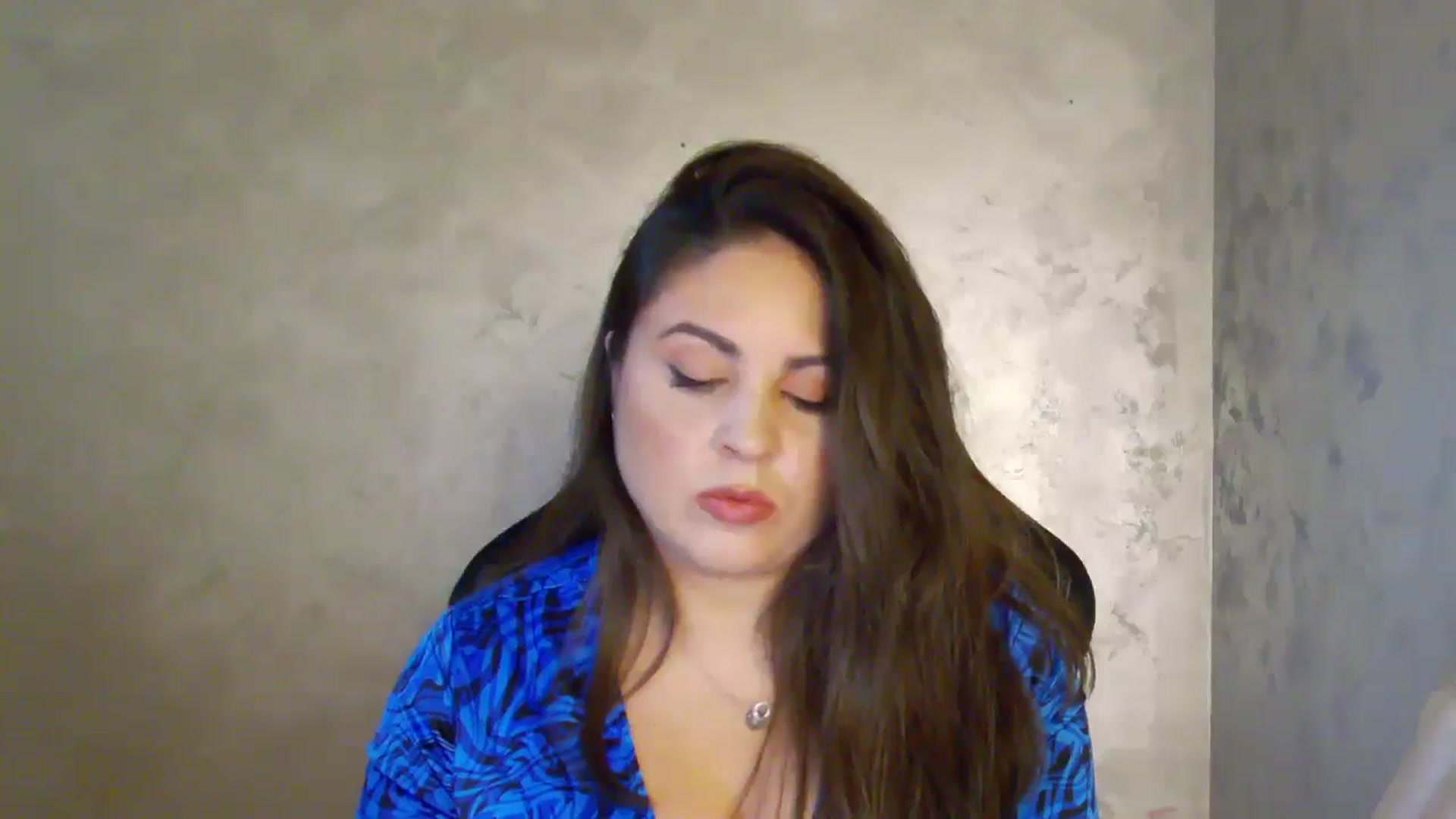 Gallery image thumbnail from NotVanilla's myfreecams stream on, 06/16/2025, 01:51 image 5 of 20