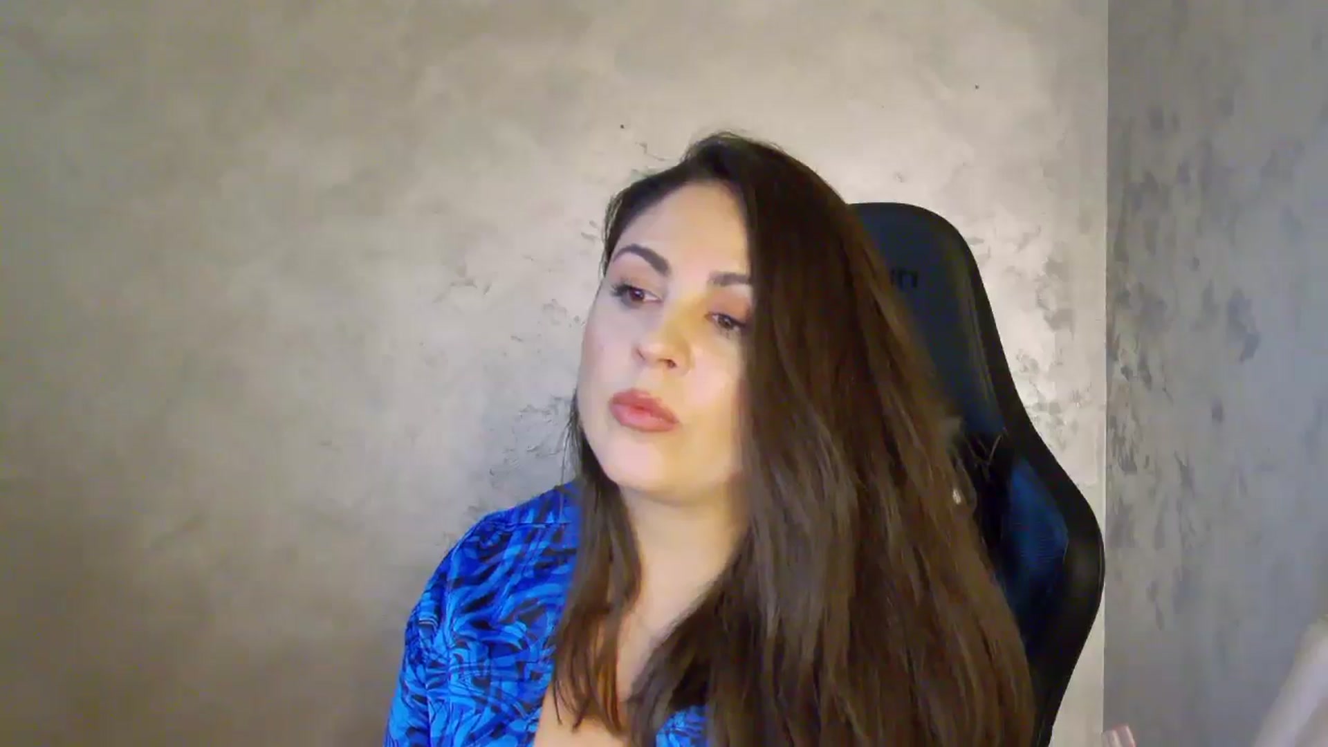 Gallery image thumbnail from NotVanilla's myfreecams stream on, 06/16/2025, 01:51 image 16 of 20