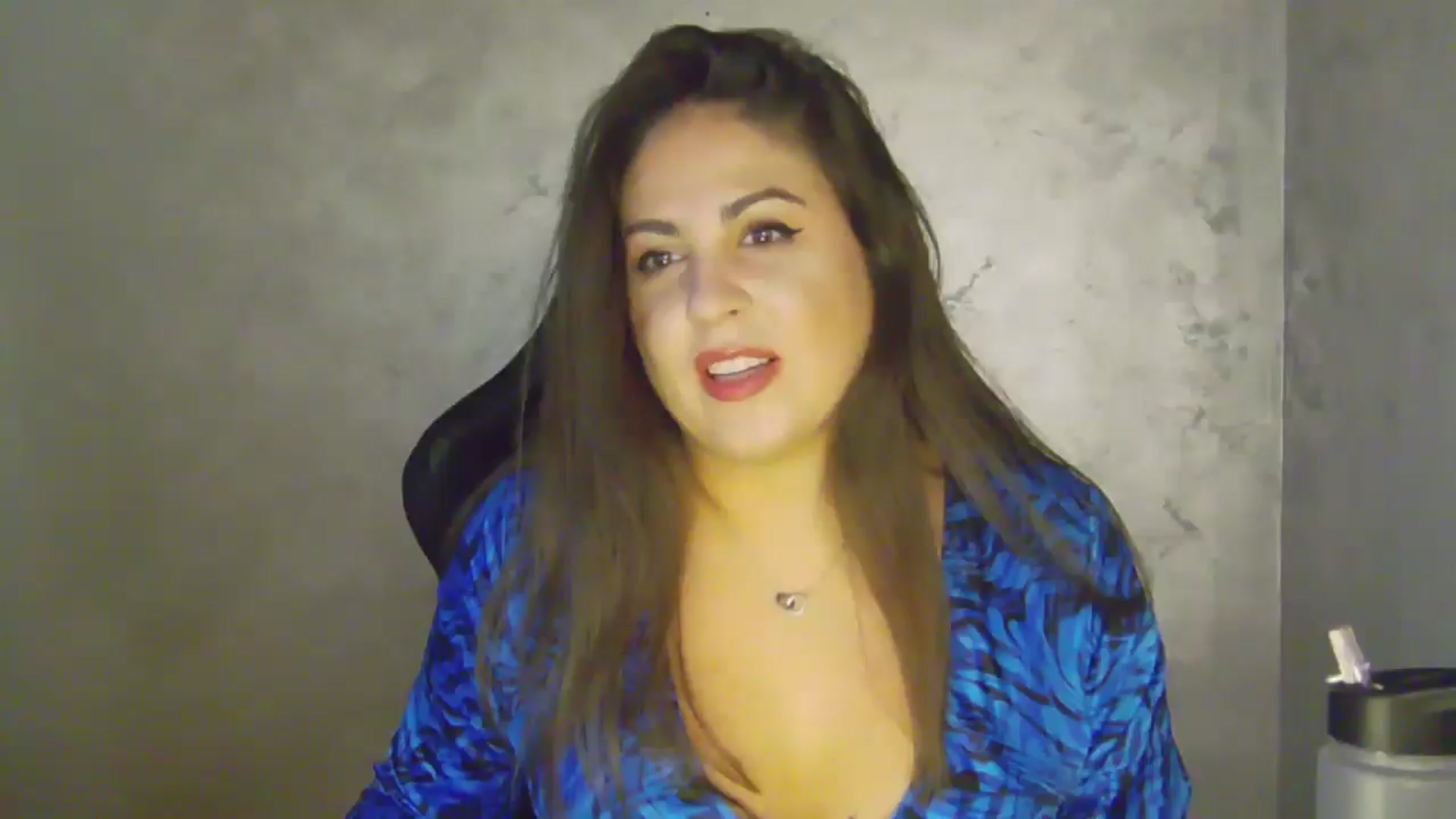 Gallery image thumbnail from NotVanilla's myfreecams stream on, 06/16/2025, 08:18 image 1 of 20