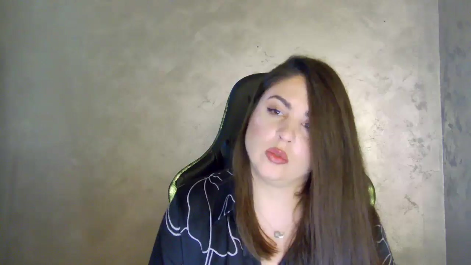 Gallery image thumbnail from NotVanilla's myfreecams stream on, 06/17/2025, 24:56 image 4 of 20