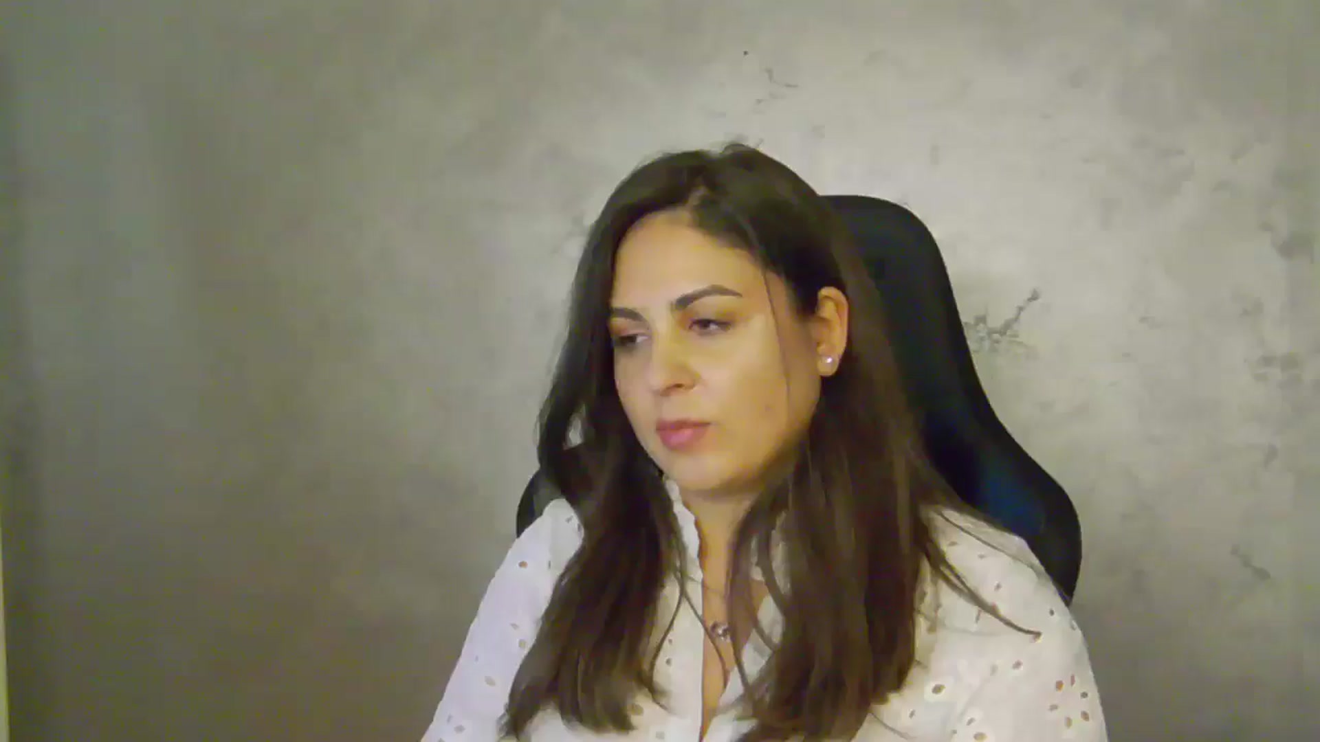 Gallery image thumbnail from NotVanilla's myfreecams stream on, 06/25/2025, 24:33 image 19 of 20