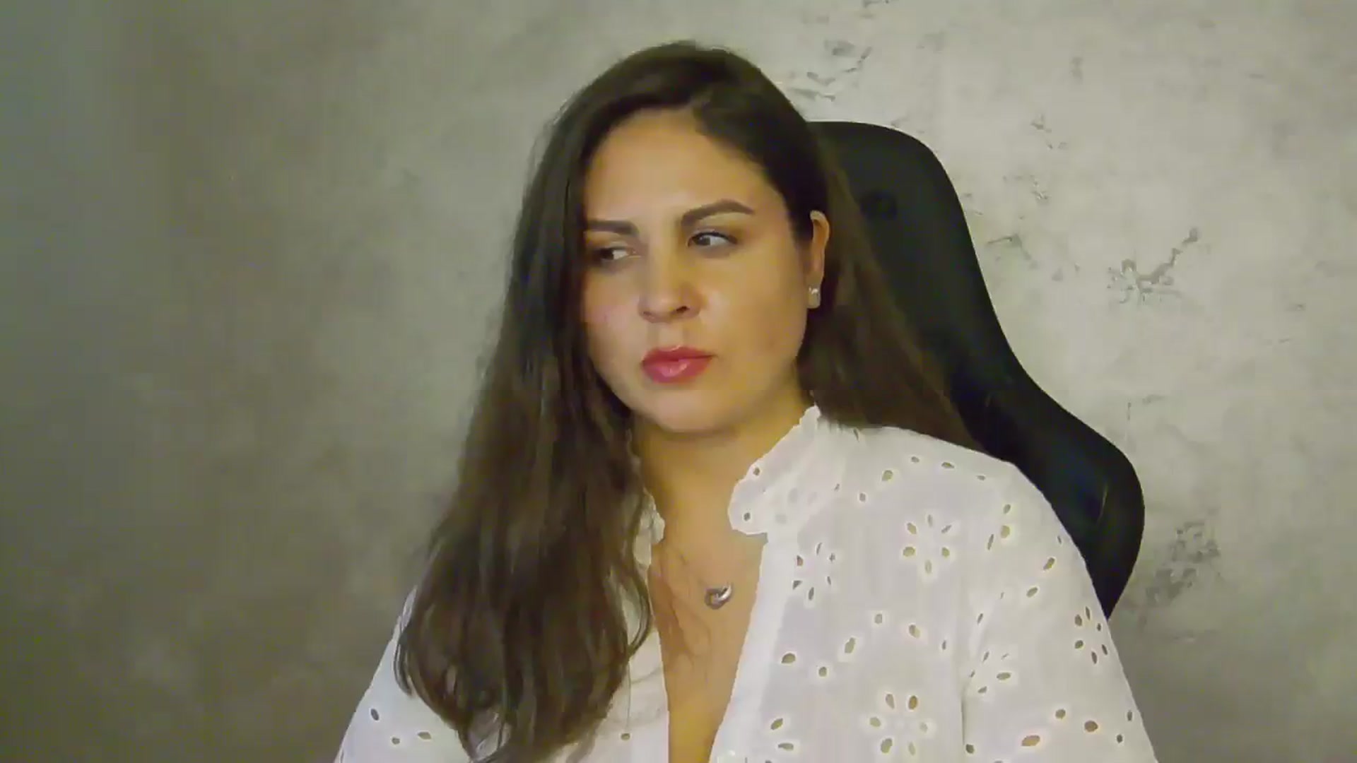 Gallery image thumbnail from NotVanilla's myfreecams stream on, 06/25/2025, 01:48 image 13 of 20
