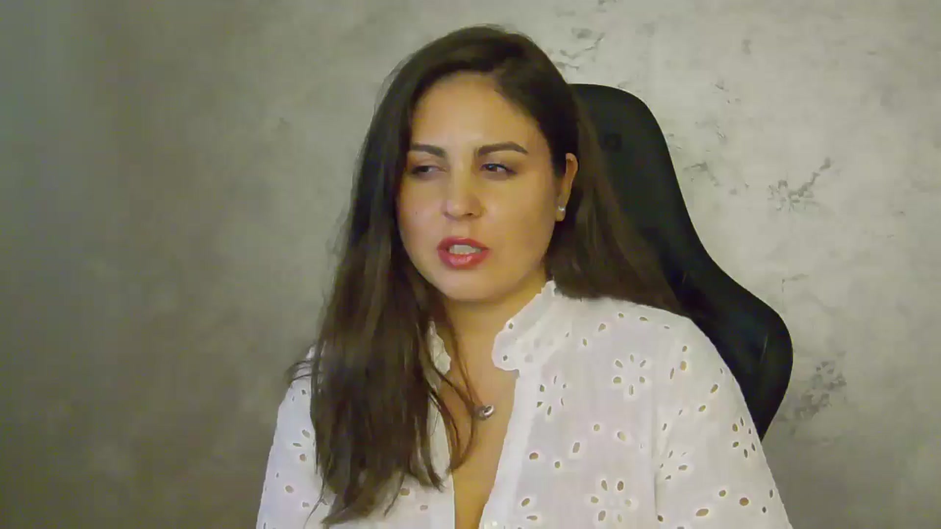 Gallery image thumbnail from NotVanilla's myfreecams stream on, 06/25/2025, 01:48 image 20 of 20