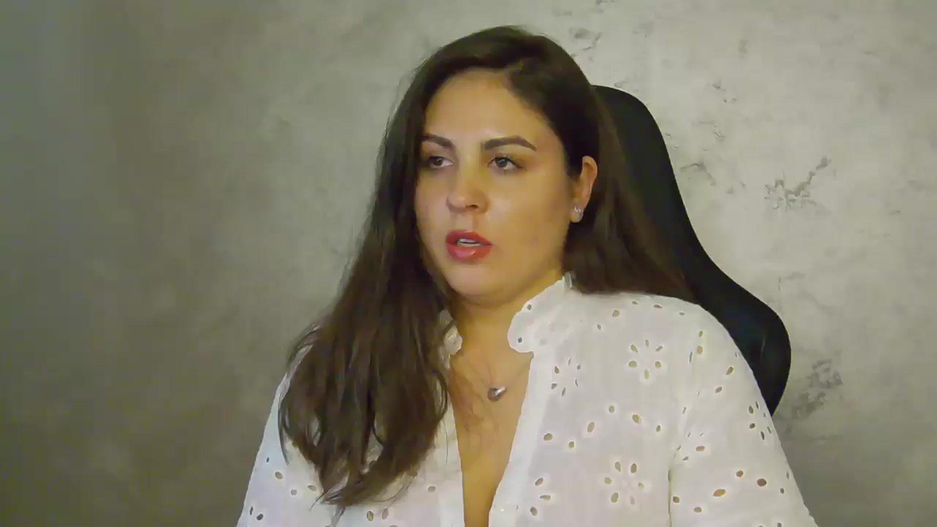 Gallery image thumbnail from NotVanilla's myfreecams stream on, 06/25/2025, 01:48 image 6 of 20