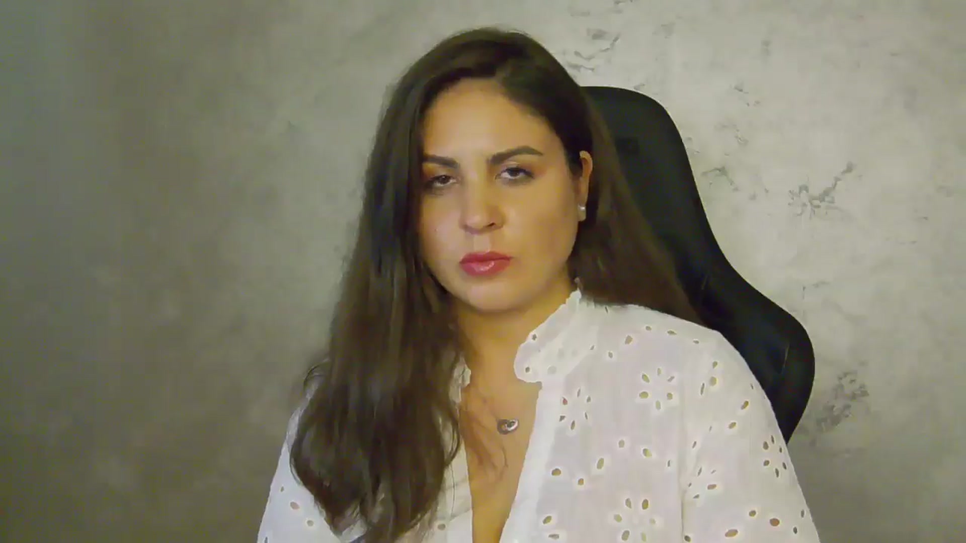 Gallery image thumbnail from NotVanilla's myfreecams stream on, 06/25/2025, 01:48 image 15 of 20