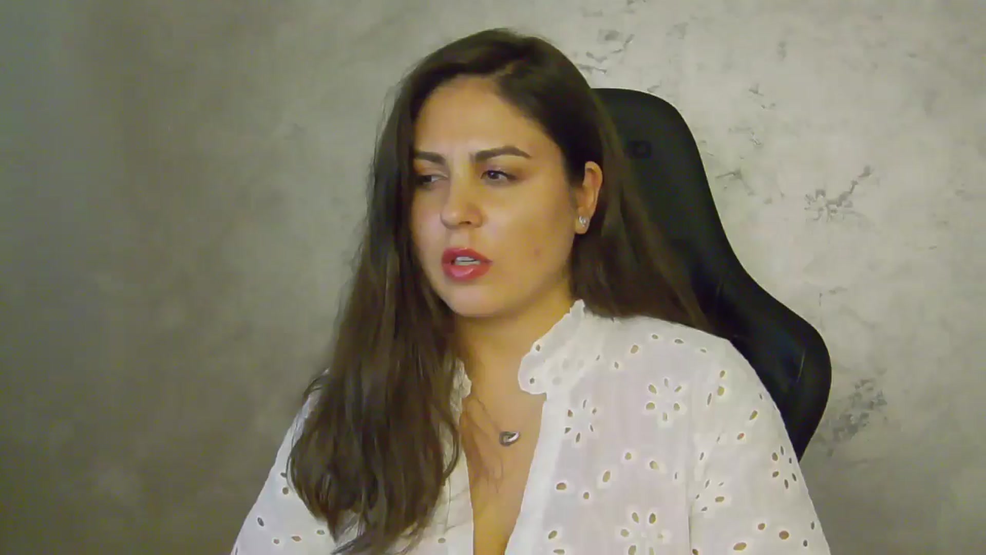 Gallery image thumbnail from NotVanilla's myfreecams stream on, 06/25/2025, 01:48 image 16 of 20