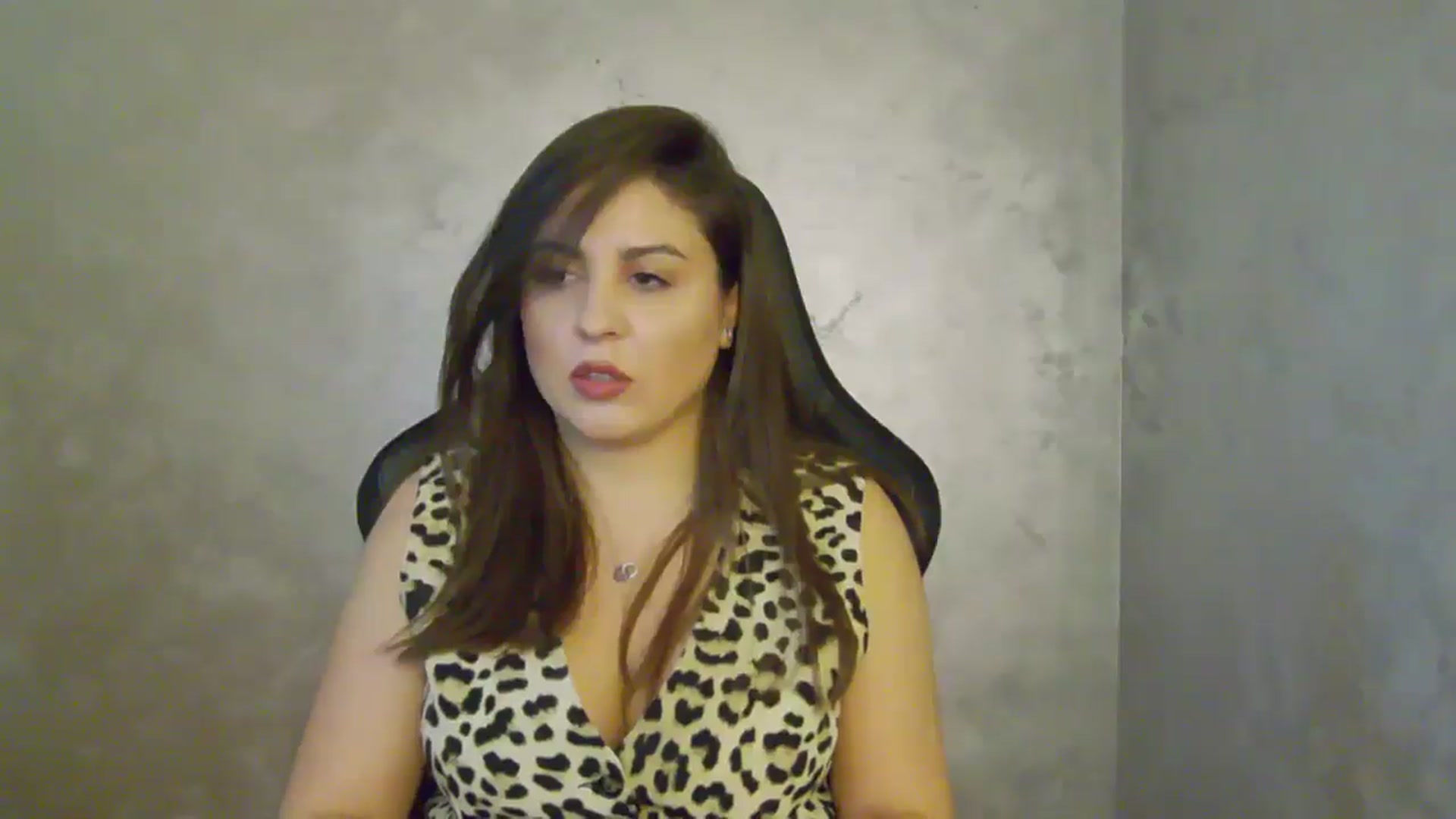 Gallery image thumbnail from NotVanilla's myfreecams stream on, 06/25/2025, 20:36 image 15 of 20
