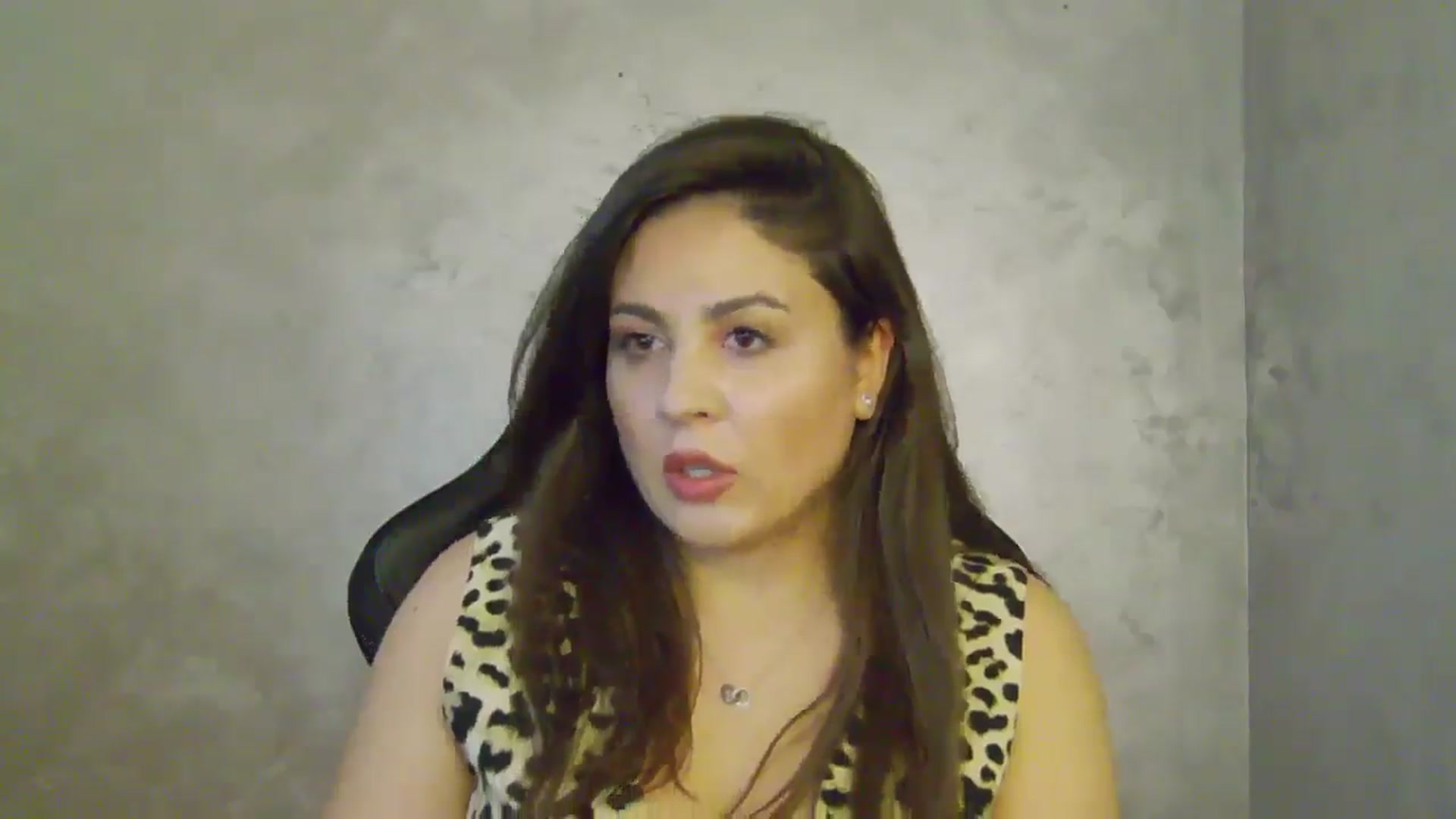 Gallery image thumbnail from NotVanilla's myfreecams stream on, 06/25/2025, 21:27 image 2 of 20