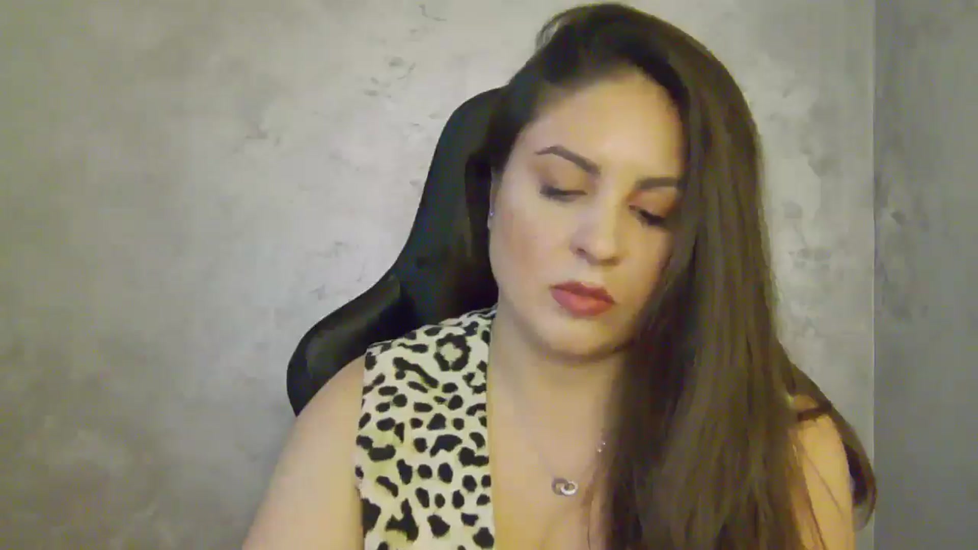 Gallery image thumbnail from NotVanilla's myfreecams stream on, 06/25/2025, 21:27 image 14 of 20