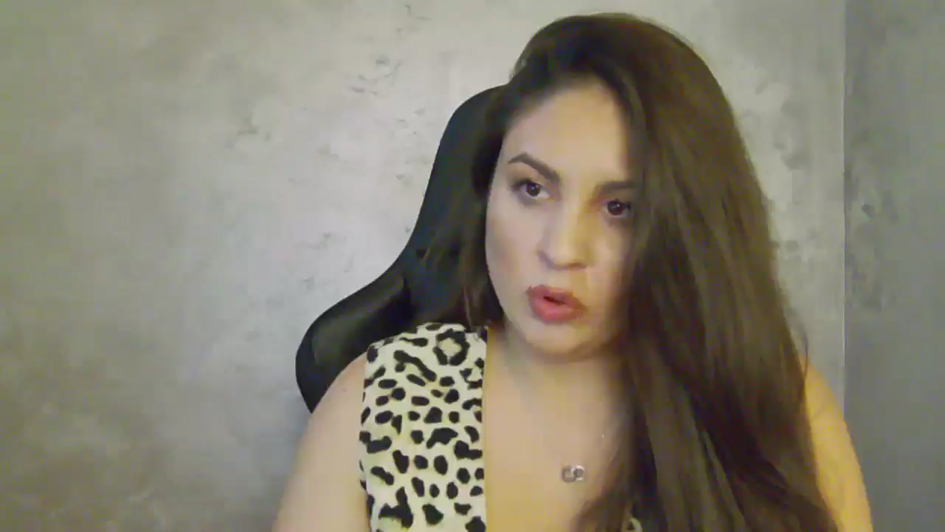 Gallery image thumbnail from NotVanilla's myfreecams stream on, 06/25/2025, 21:27 image 18 of 20