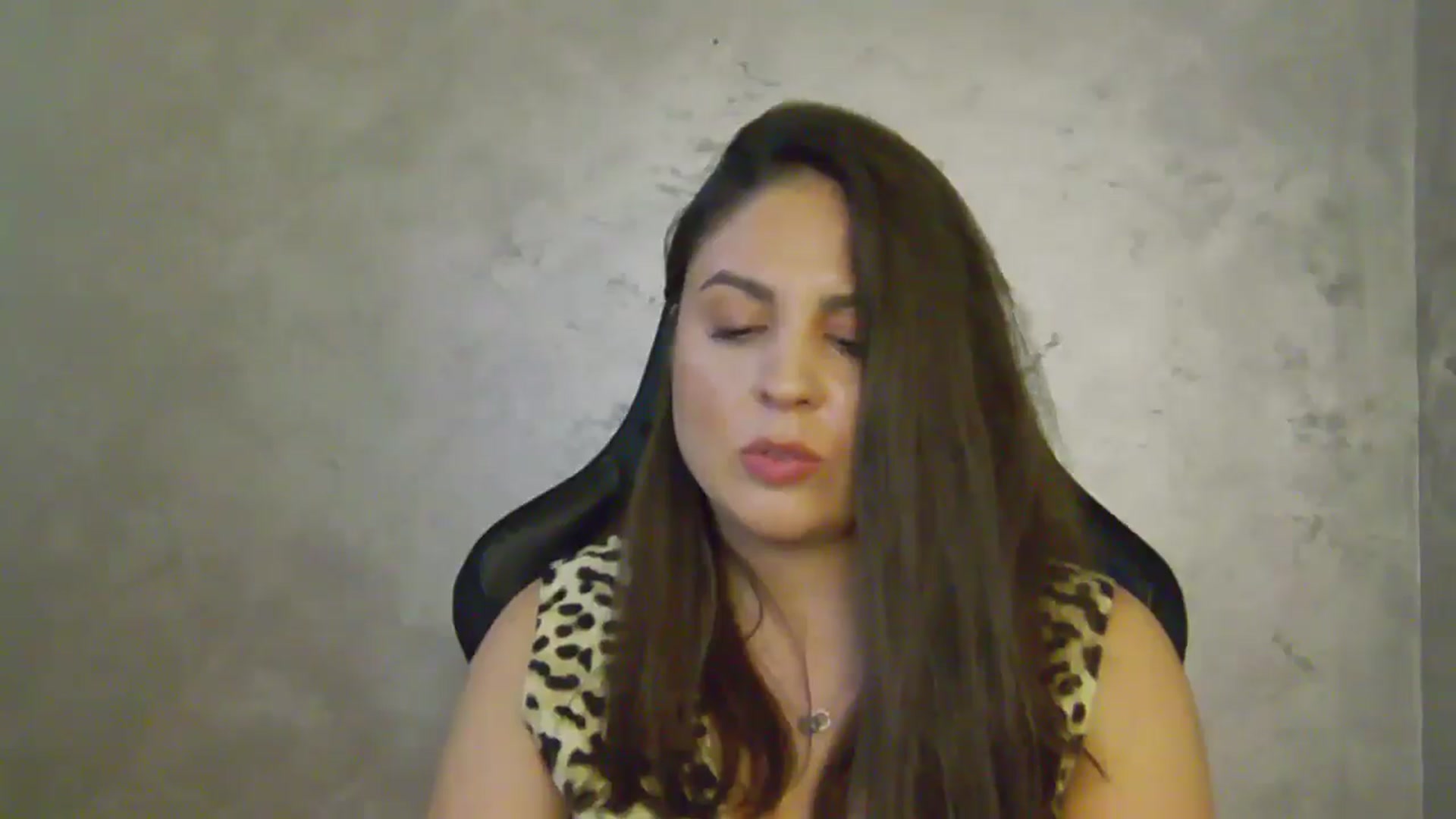 Gallery image thumbnail from NotVanilla's myfreecams stream on, 06/26/2025, 24:01 image 12 of 20