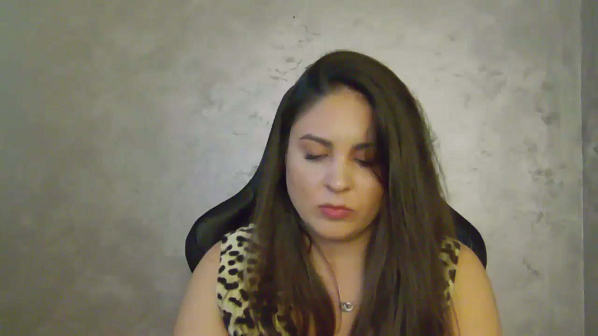 Gallery image thumbnail from NotVanilla's myfreecams stream on, 06/26/2025, 24:01 image 6 of 20