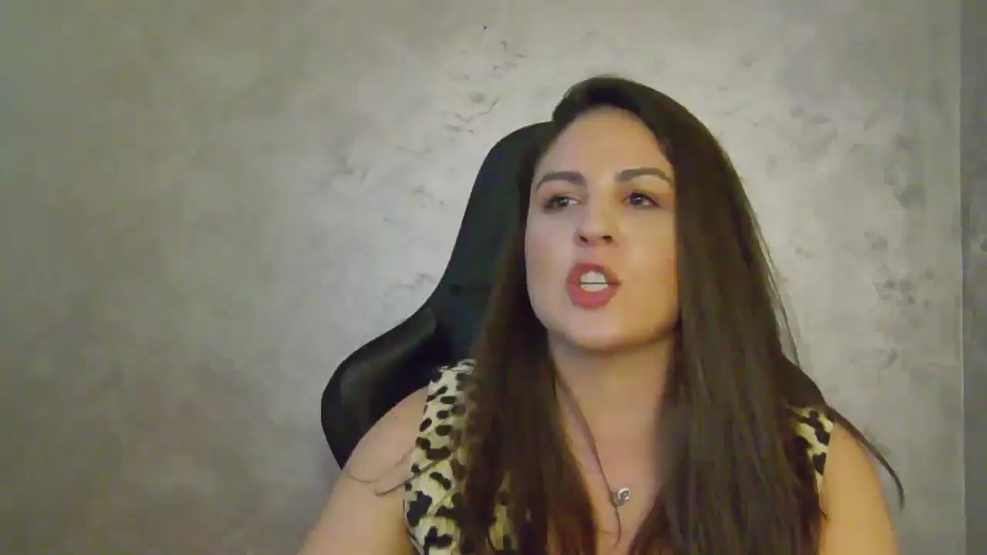 Gallery image thumbnail from NotVanilla's myfreecams stream on, 06/26/2025, 24:01 image 1 of 20