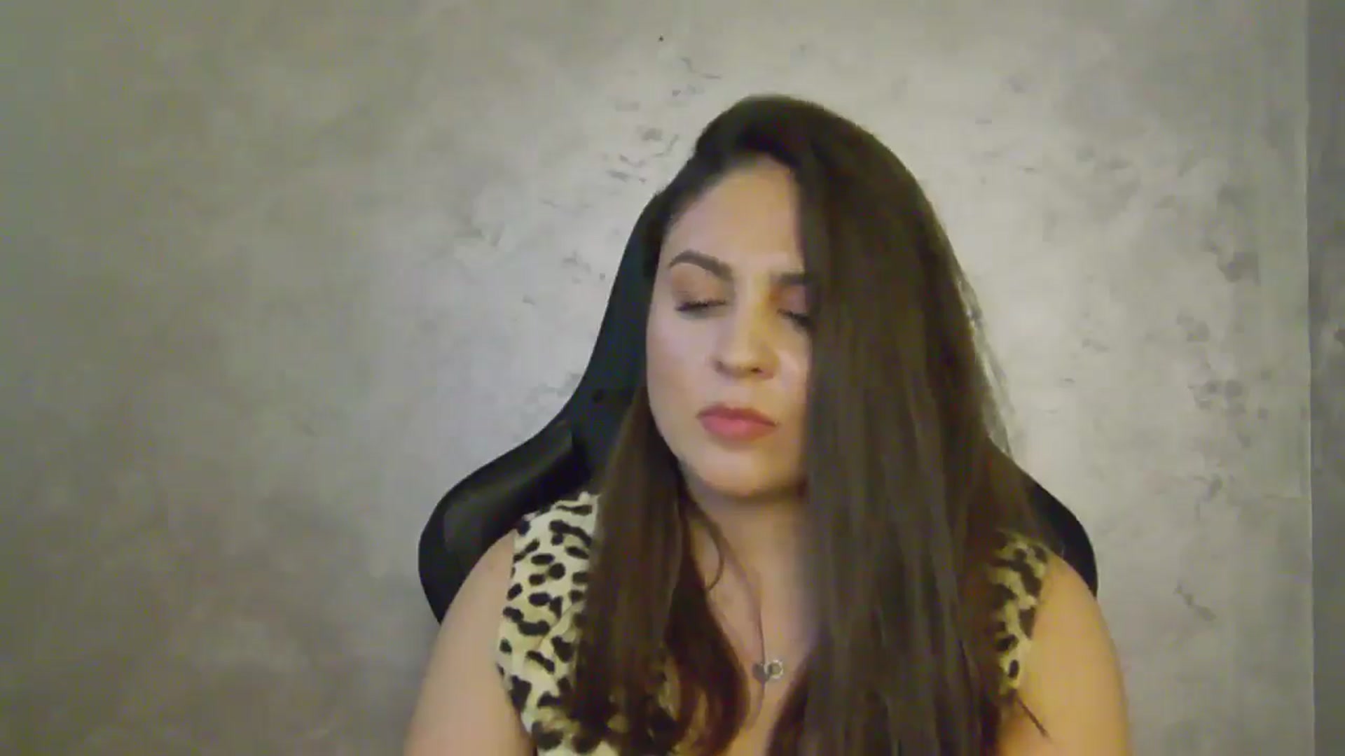 Gallery image thumbnail from NotVanilla's myfreecams stream on, 06/26/2025, 24:01 image 13 of 20