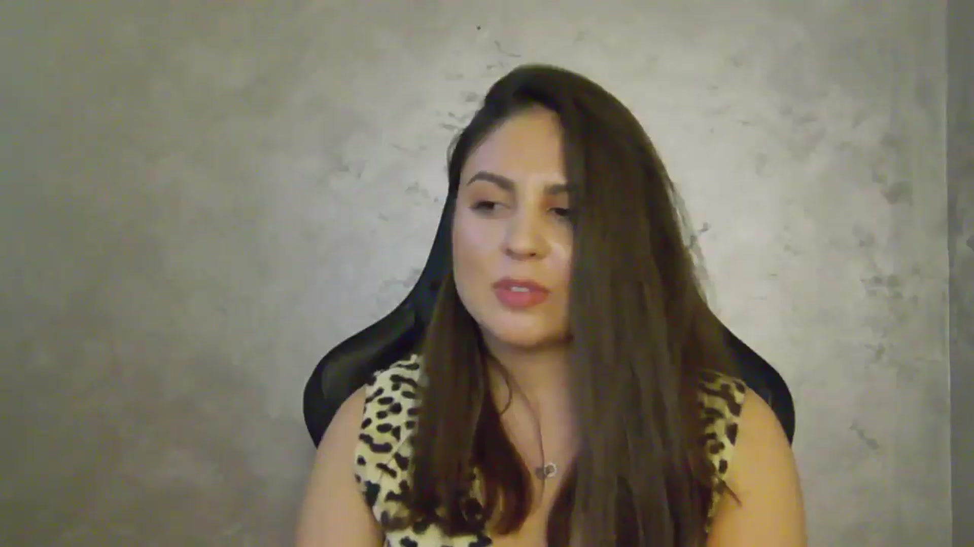 Gallery image thumbnail from NotVanilla's myfreecams stream on, 06/26/2025, 24:01 image 10 of 20