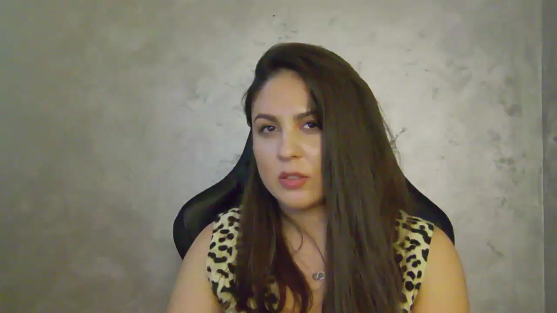 Gallery image thumbnail from NotVanilla's myfreecams stream on, 06/26/2025, 24:01 image 15 of 20
