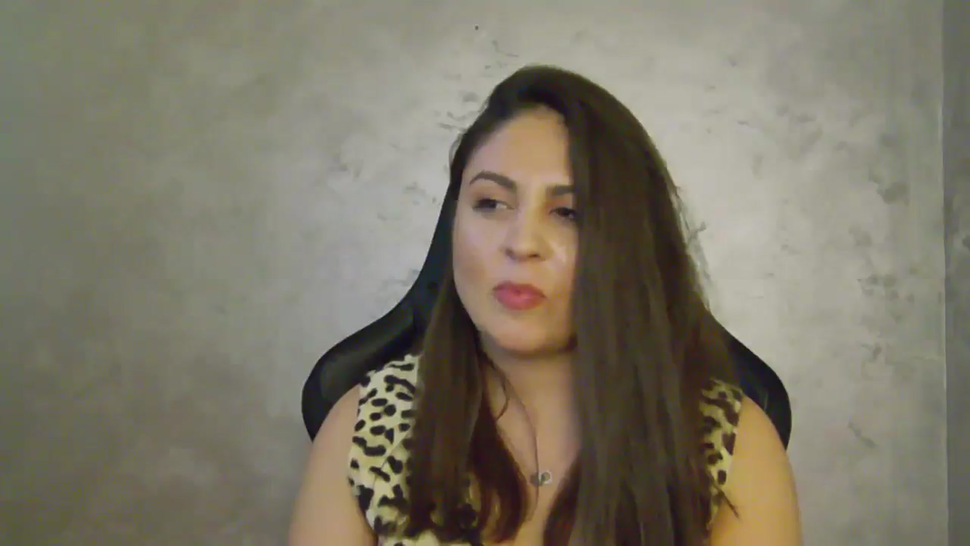 Gallery image thumbnail from NotVanilla's myfreecams stream on, 06/26/2025, 24:01 image 9 of 20