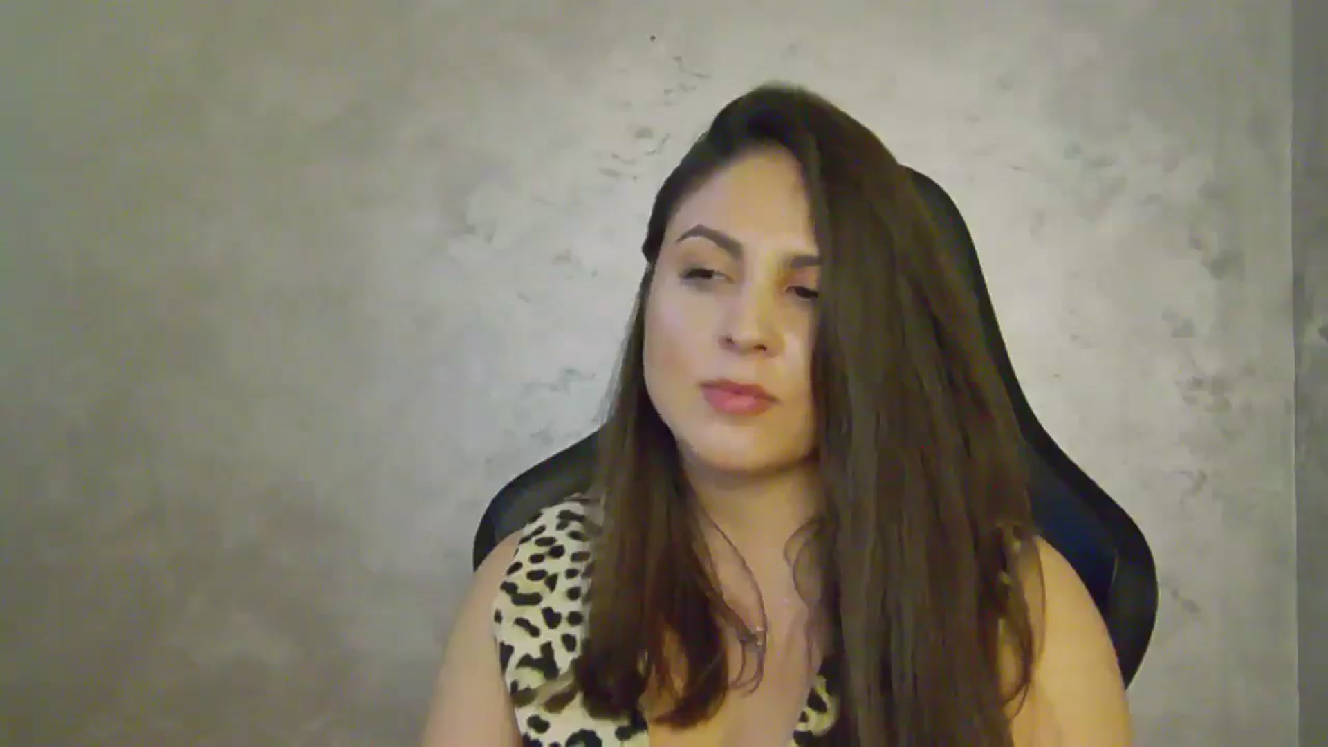 Gallery image thumbnail from NotVanilla's myfreecams stream on, 06/26/2025, 24:01 image 20 of 20