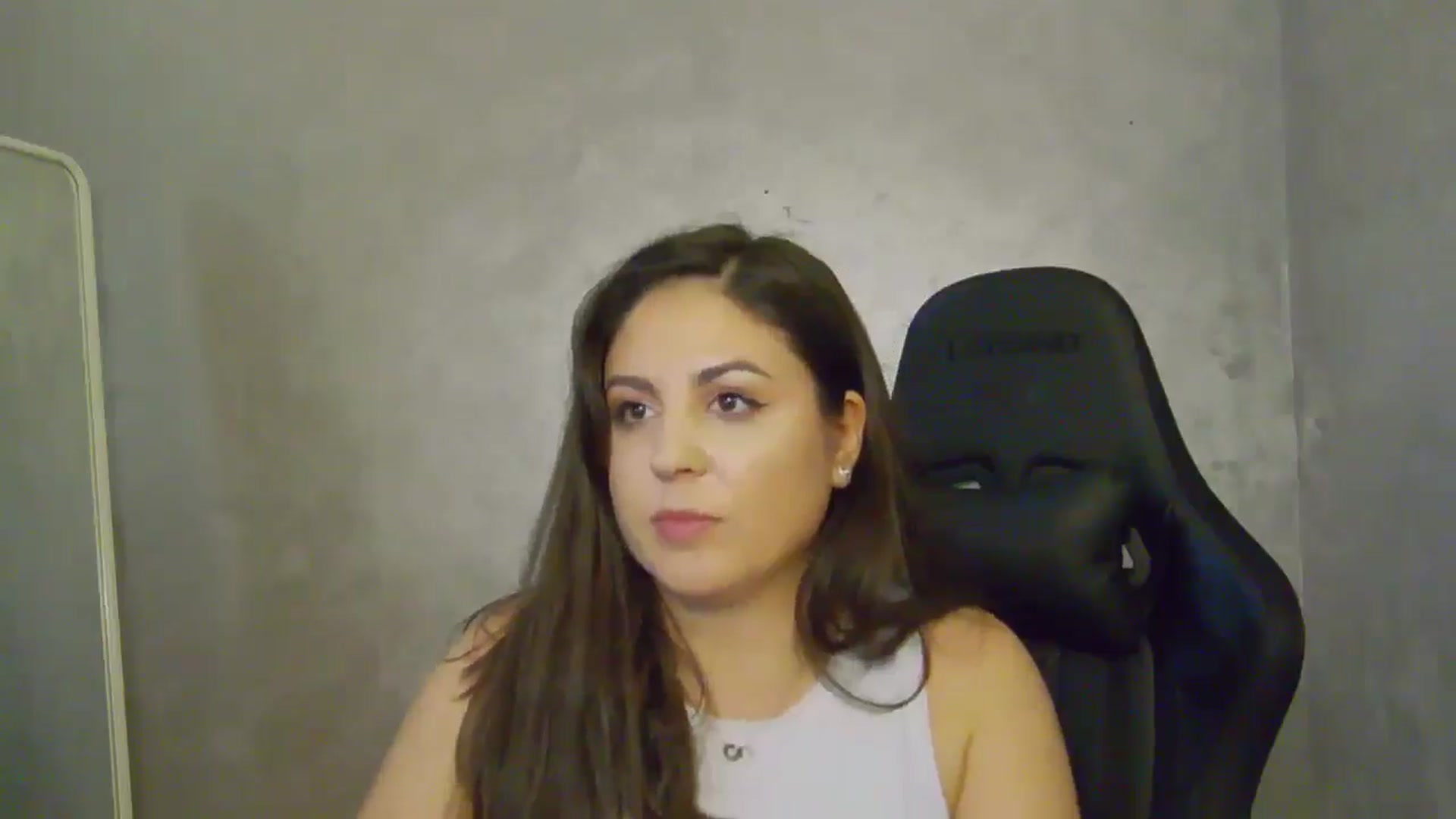Gallery image thumbnail from NotVanilla's myfreecams stream on, 06/27/2025, 24:16 image 19 of 20