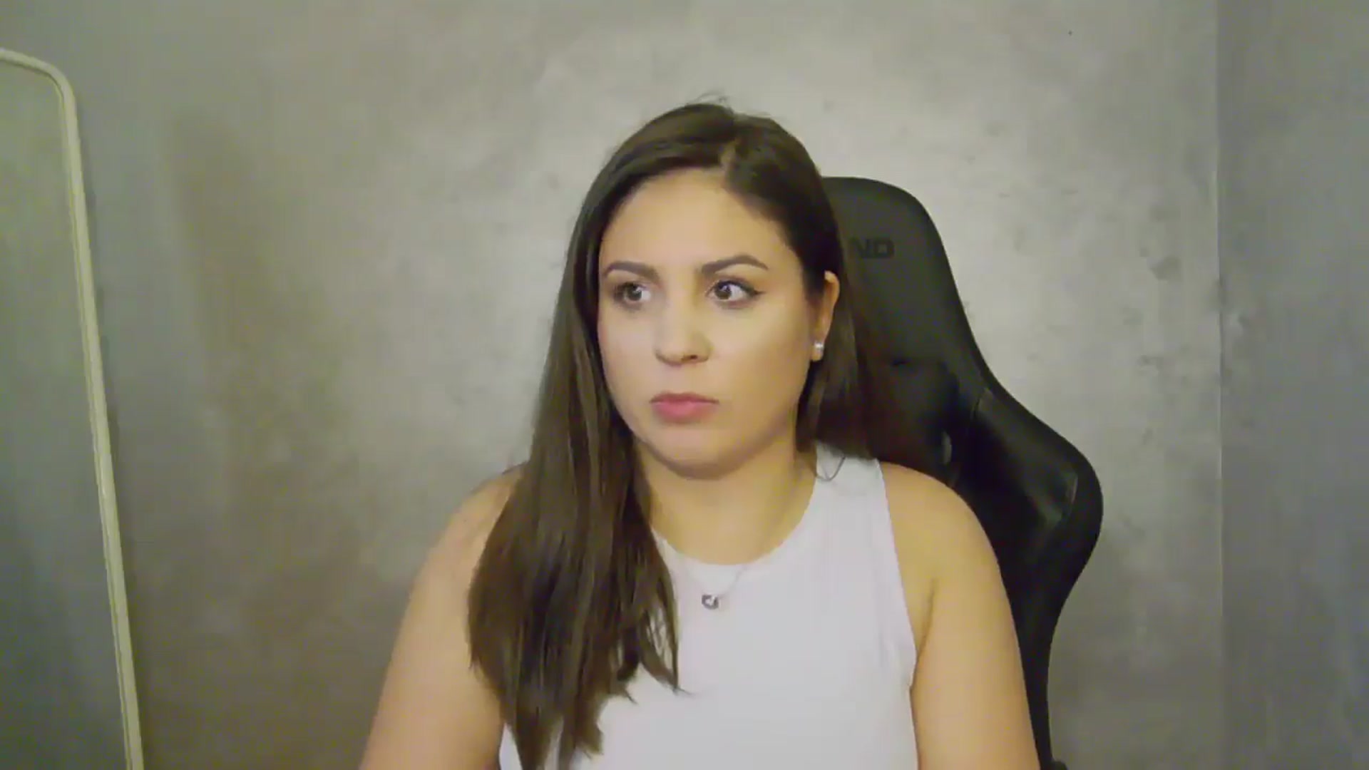 Gallery image thumbnail from NotVanilla's myfreecams stream on, 06/27/2025, 24:16 image 10 of 20