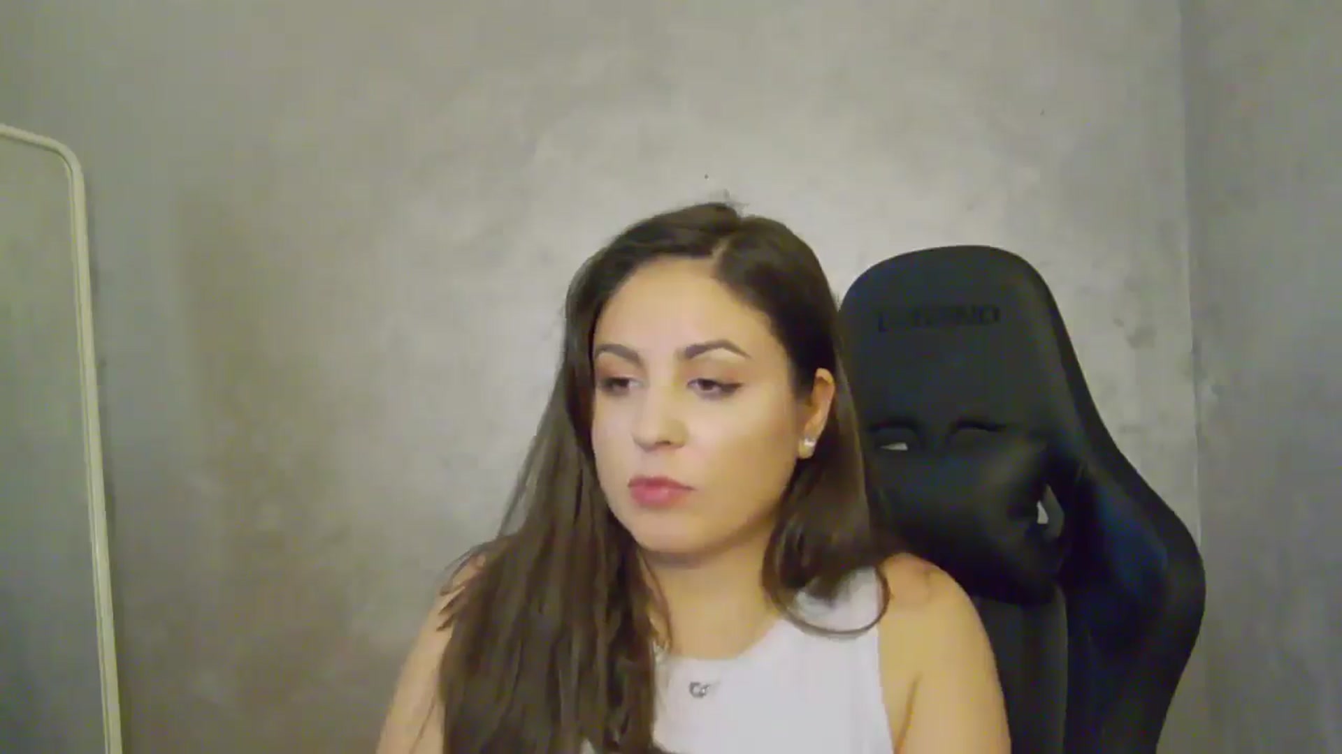 Gallery image thumbnail from NotVanilla's myfreecams stream on, 06/27/2025, 24:16 image 18 of 20